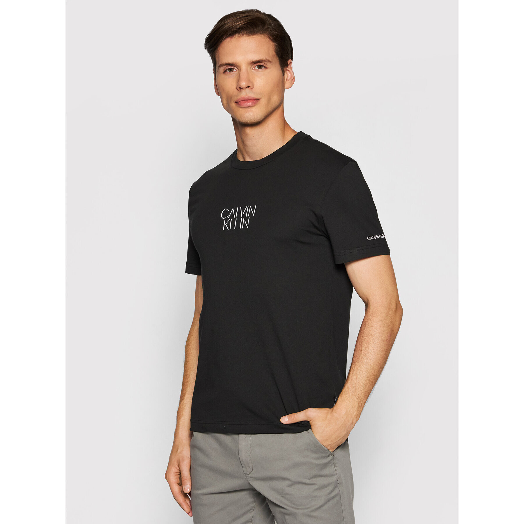 Calvin Klein Póló Shadow Center Logo K10K106844 Fekete Regular Fit - Pepit.hu