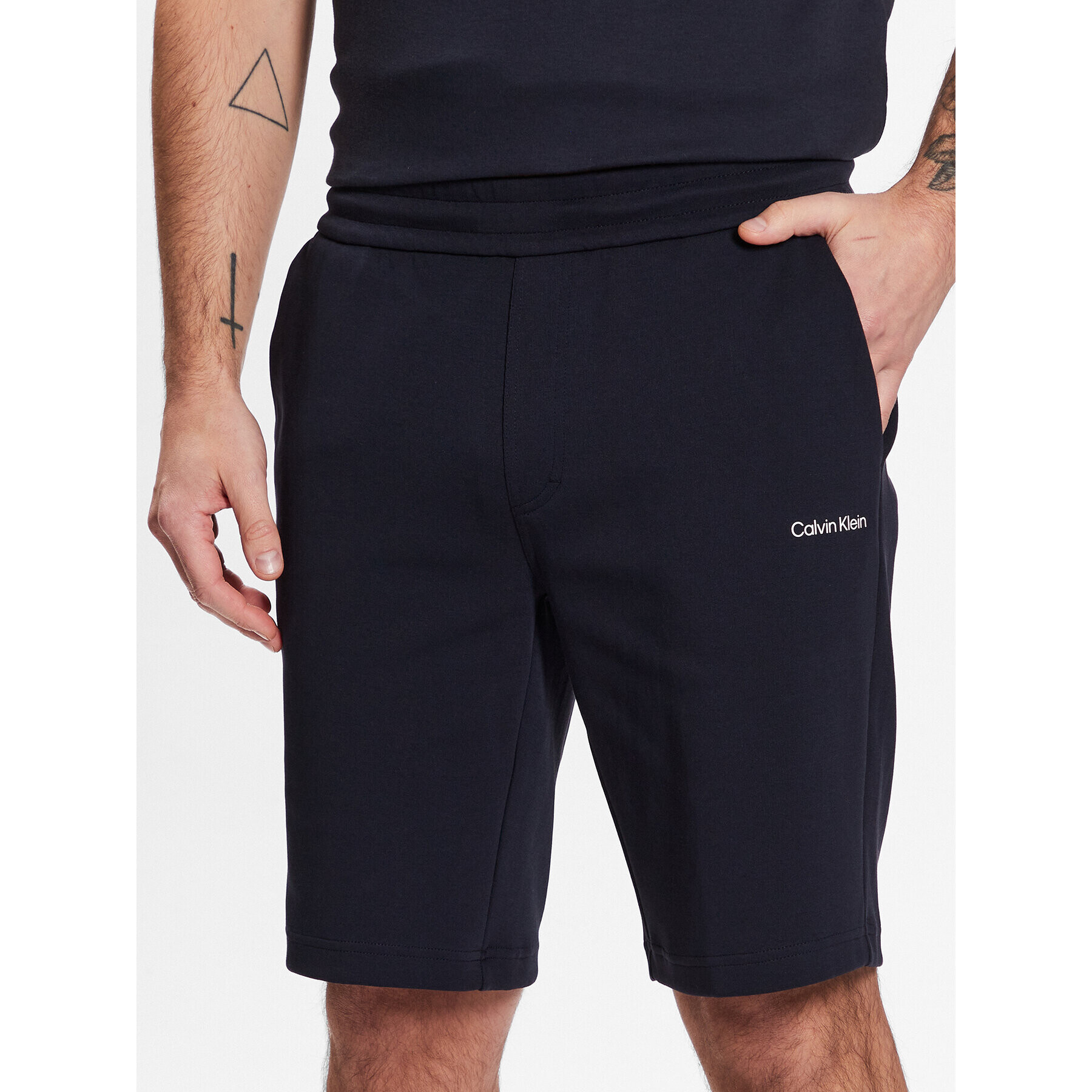 Calvin Klein Sport rövidnadrág Micro Logo K10K111208 Sötétkék Regular Fit - Pepit.hu