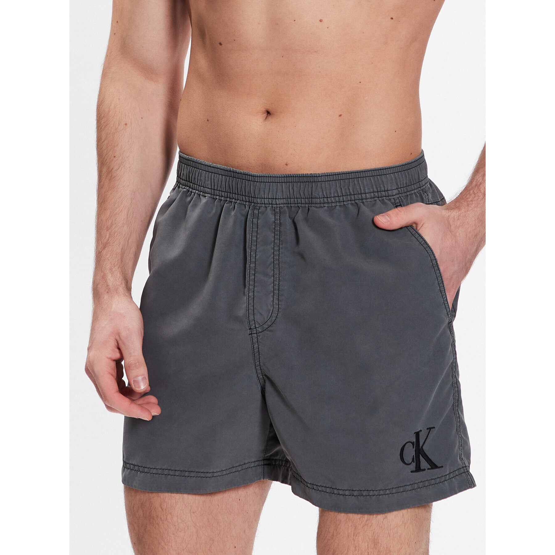 Calvin Klein Swimwear Úszónadrág Medium Drawsting KM0KM00806 Szürke Regular Fit - Pepit.hu