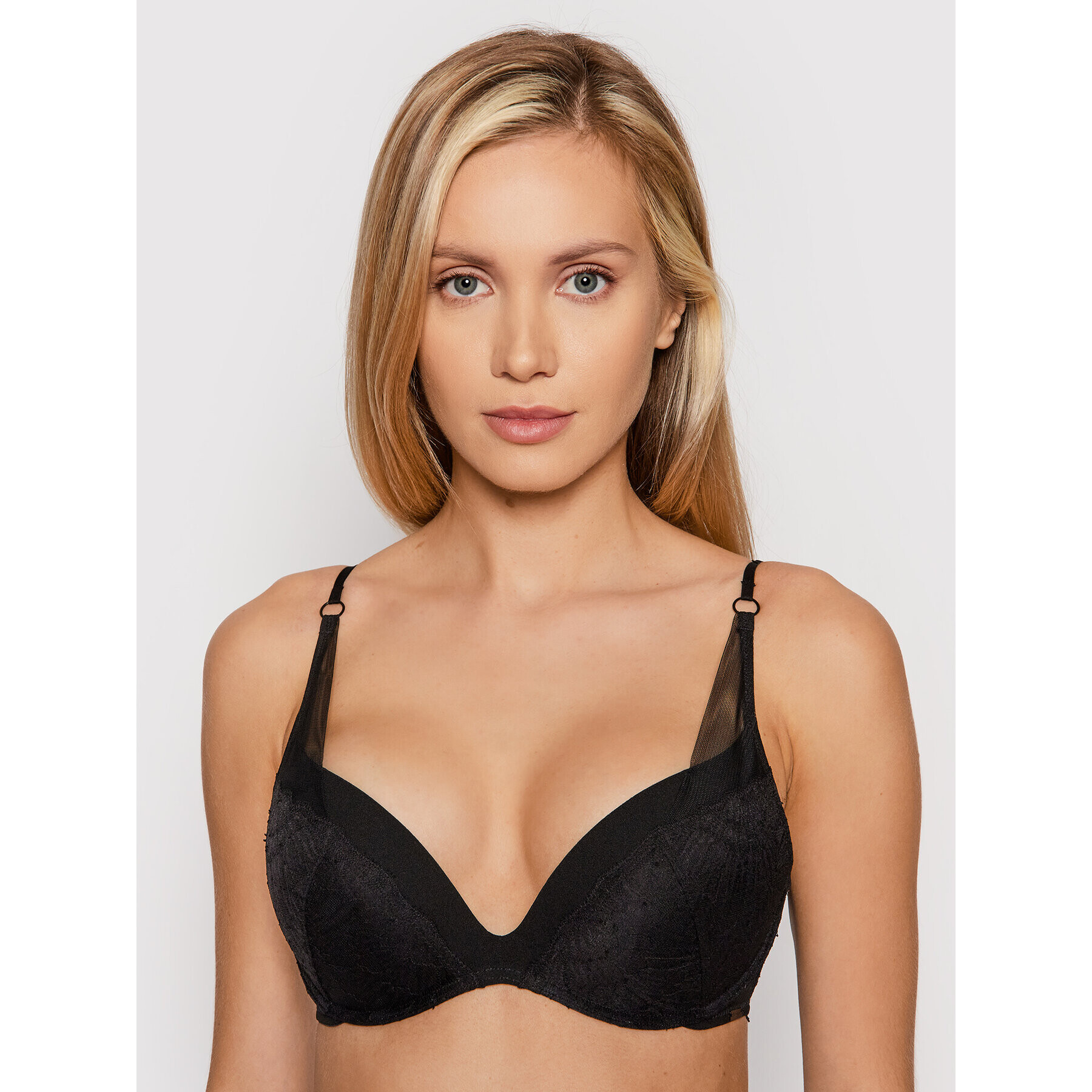 Calvin Klein Underwear Push up melltartó 000QF6645E Fekete - Pepit.hu