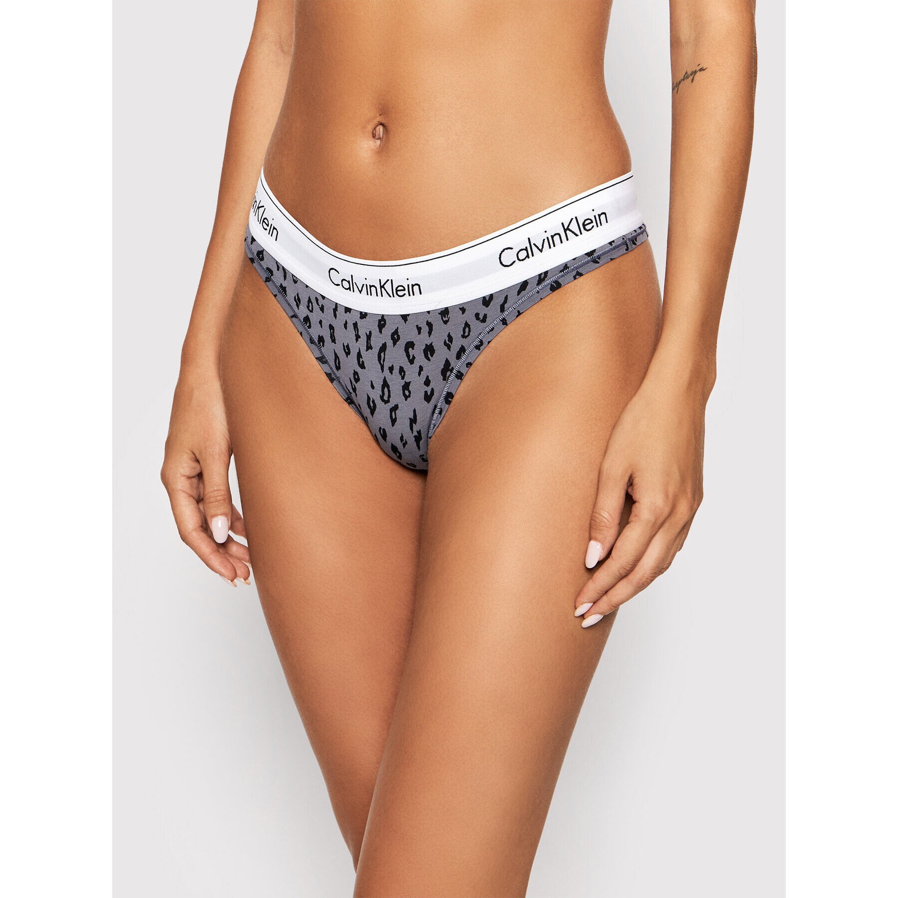 Calvin Klein Underwear Tanga 0000F3786E Szürke - Pepit.hu