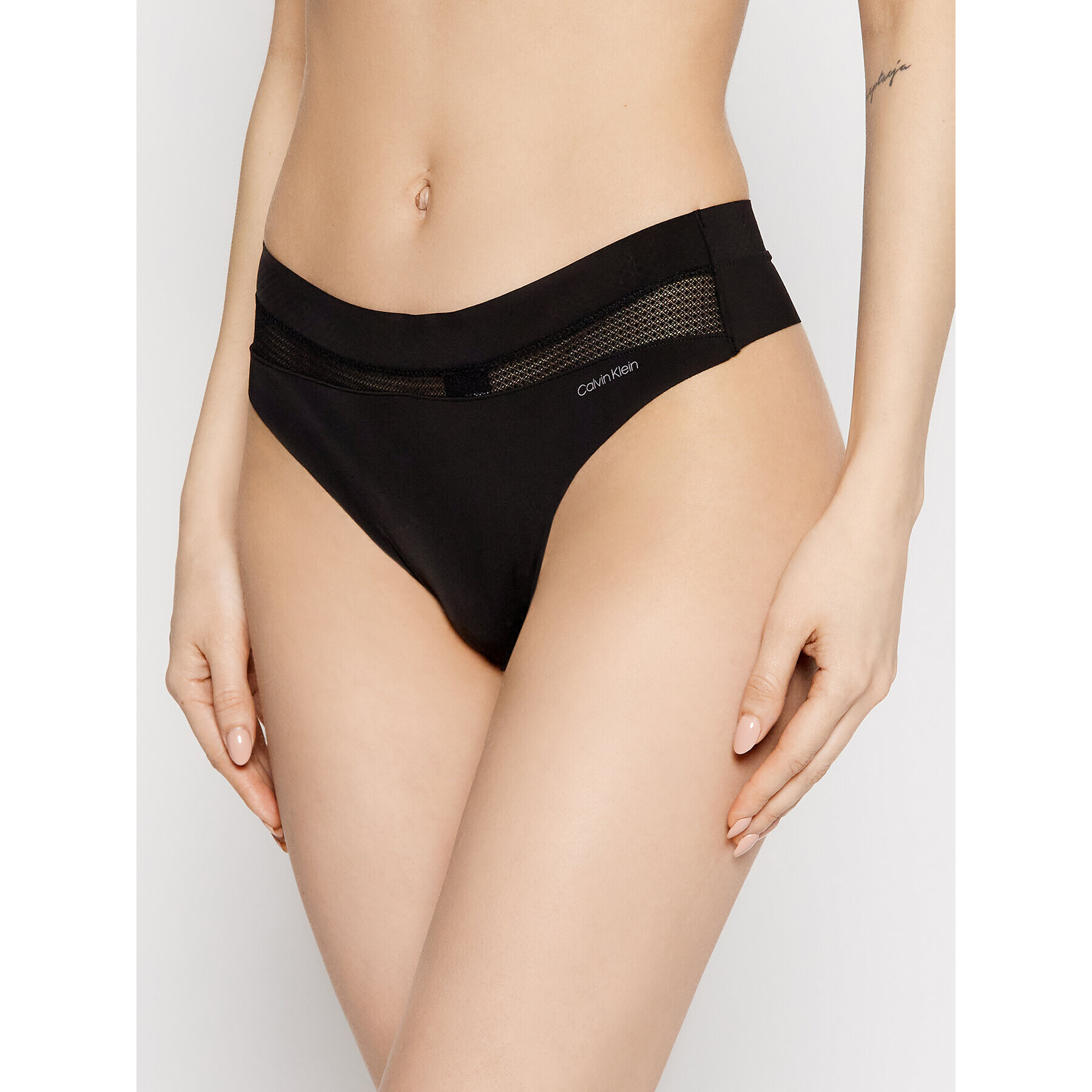 Calvin Klein Underwear Tanga 000QF6047E Fekete - Pepit.hu