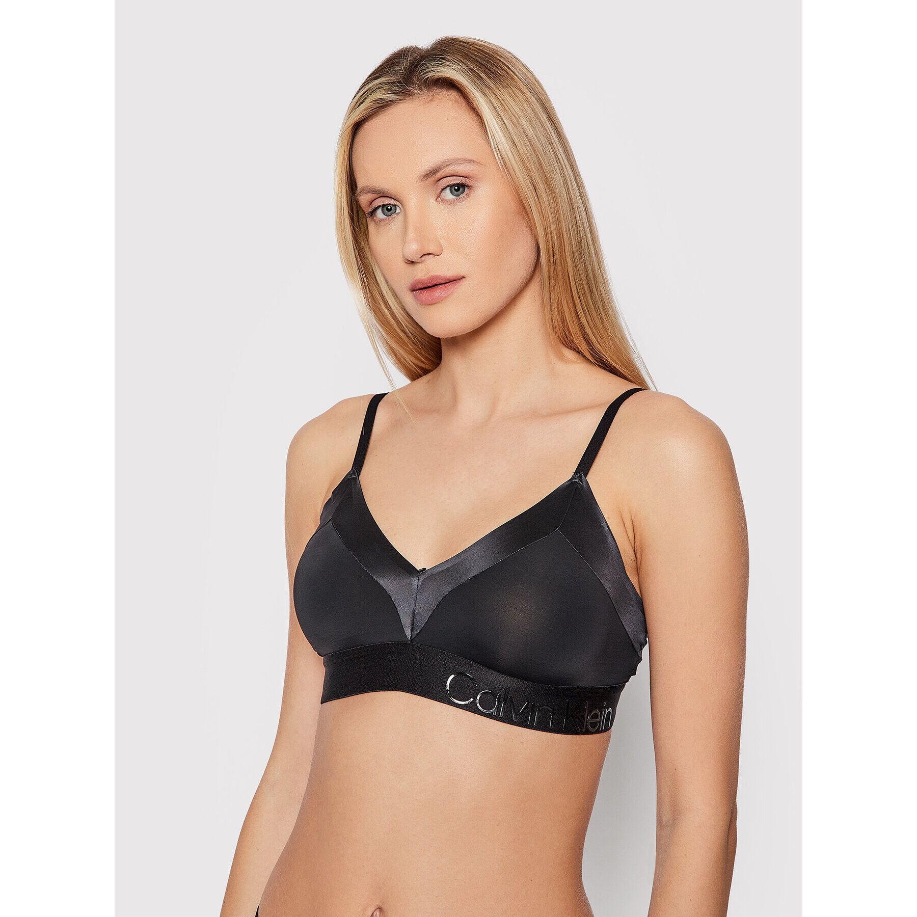 Calvin Klein Underwear Varrásmentes melltartó 000QF6664E Fekete - Pepit.hu