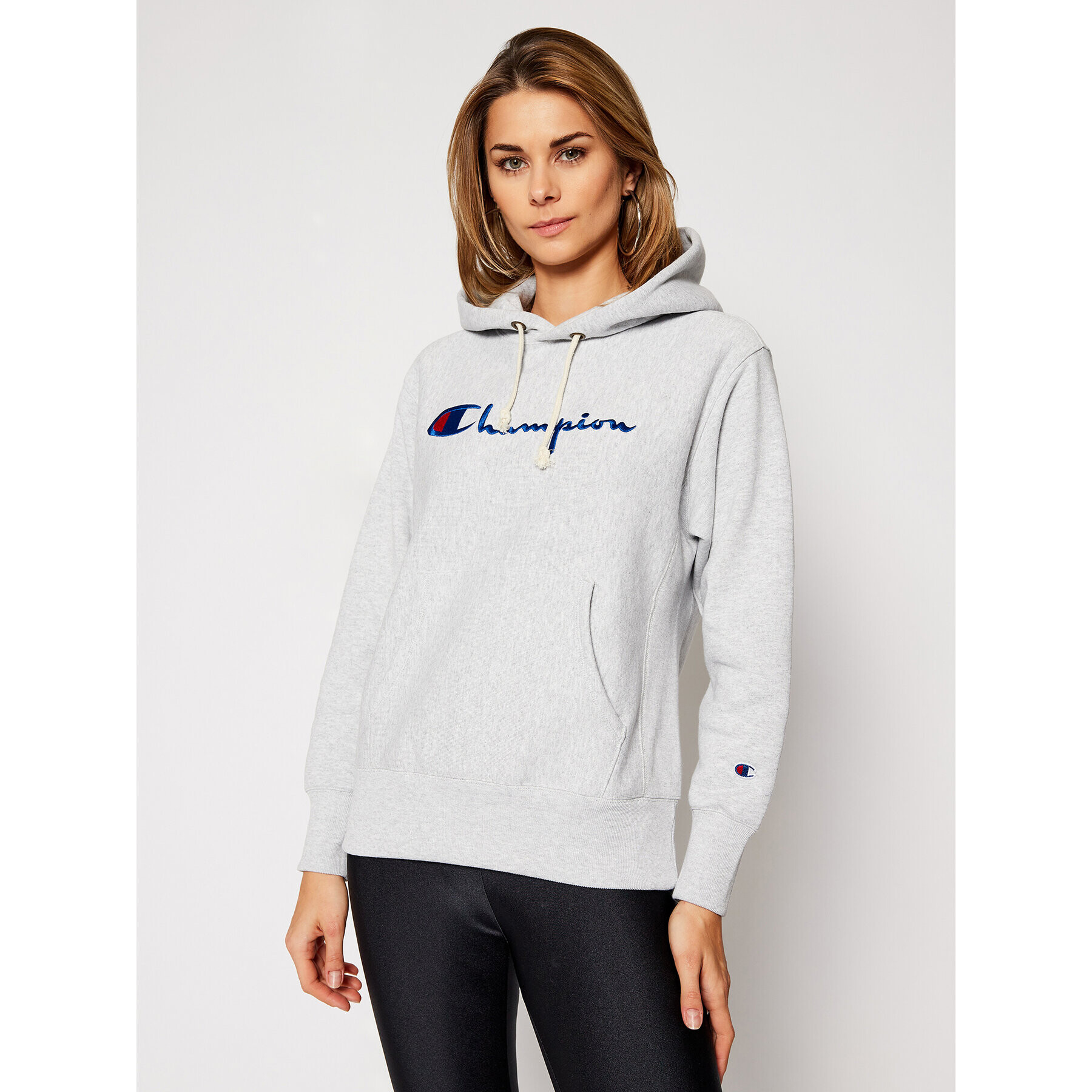 Champion Pulóver Script Logo 113794 Szürke Regular Fit - Pepit.hu