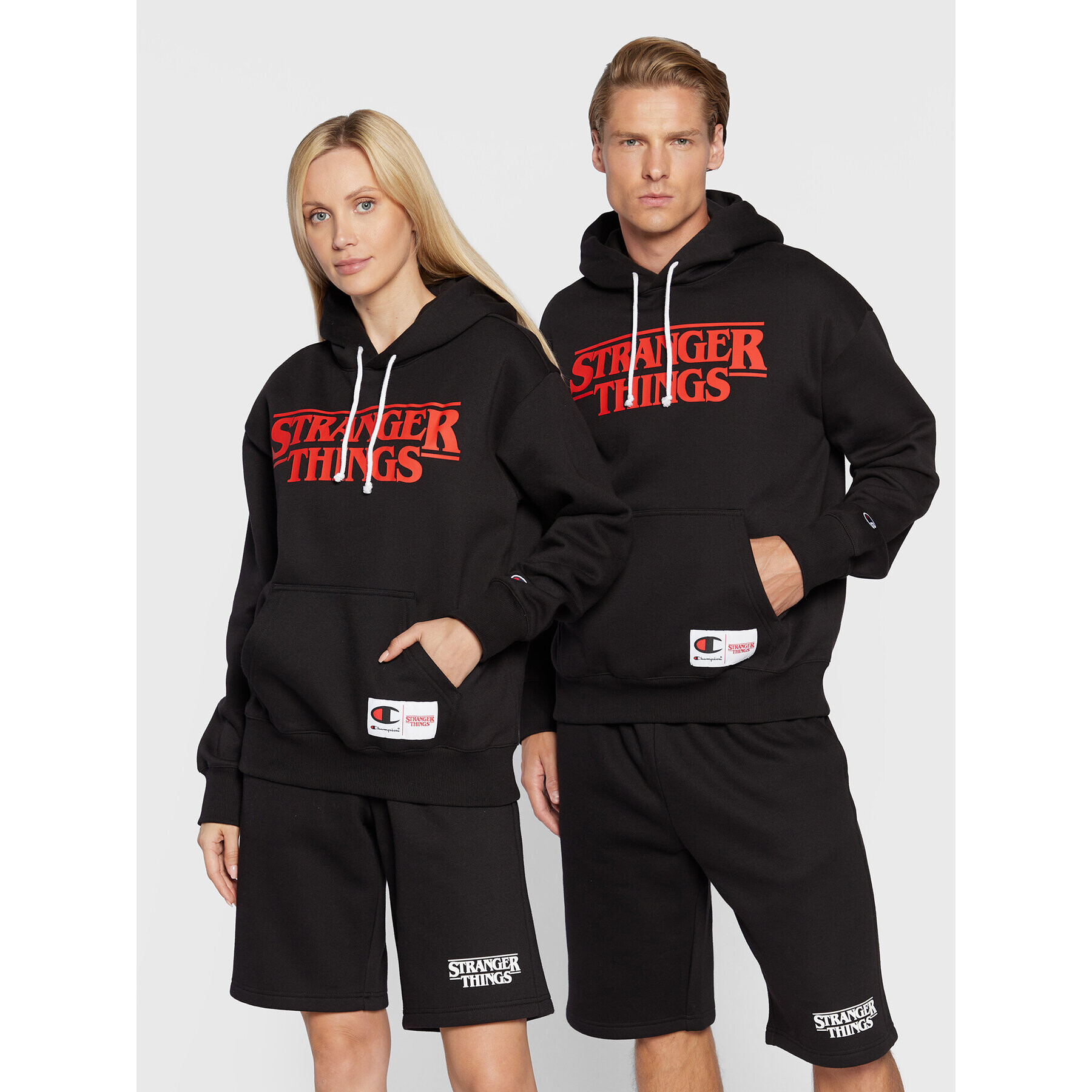 Champion Pulóver STRANGER THINGS Unisex 217780 Fekete Regular Fit - Pepit.hu