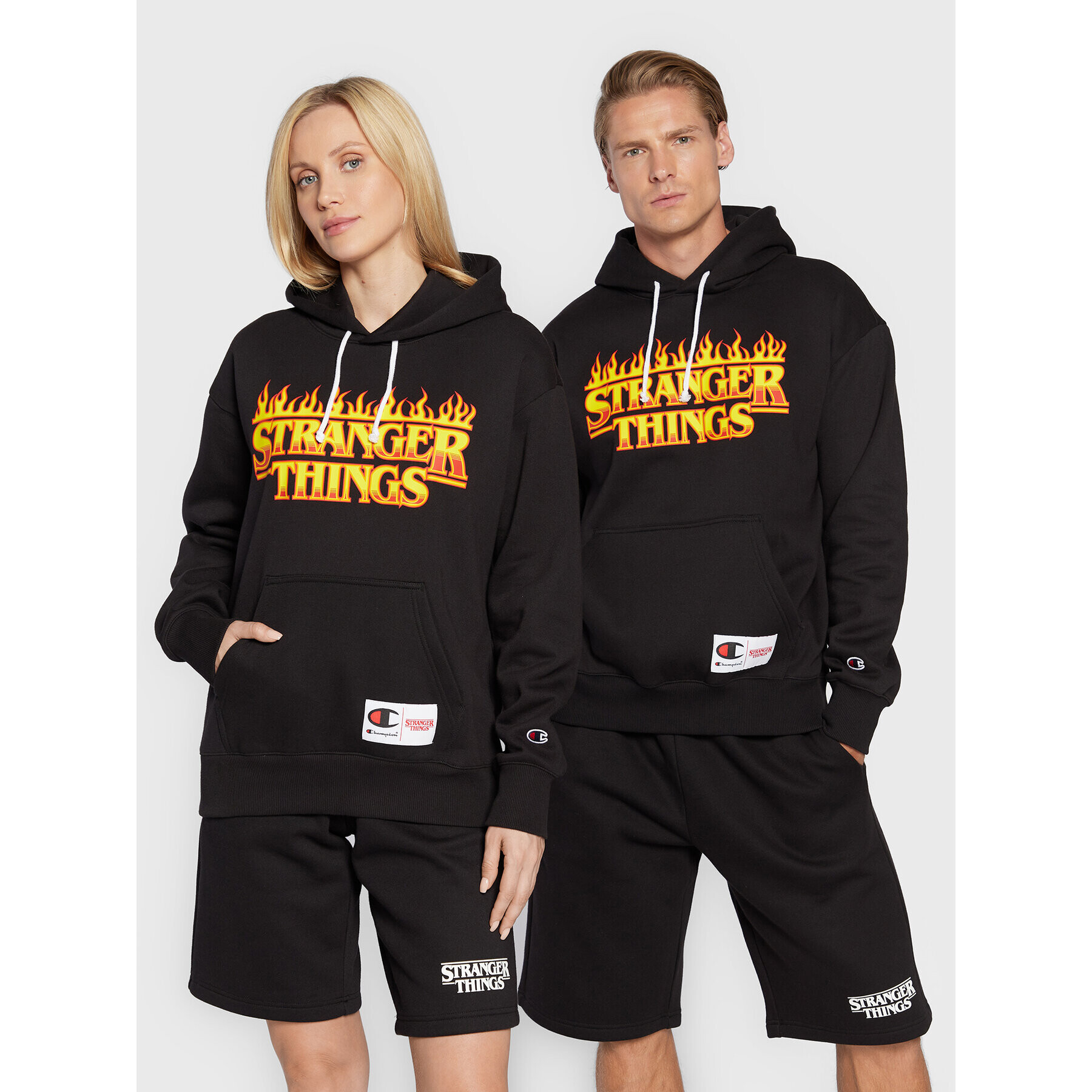 Champion Pulóver Unisex STRANGER THINGS 217780 Fekete Regular Fit - Pepit.hu