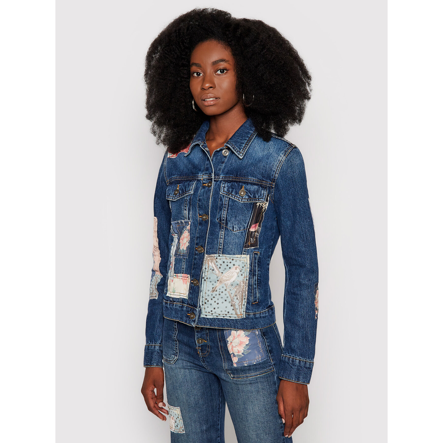 Desigual Farmer kabát Japo Patch 21WWED12 Sötétkék Slim Fit - Pepit.hu