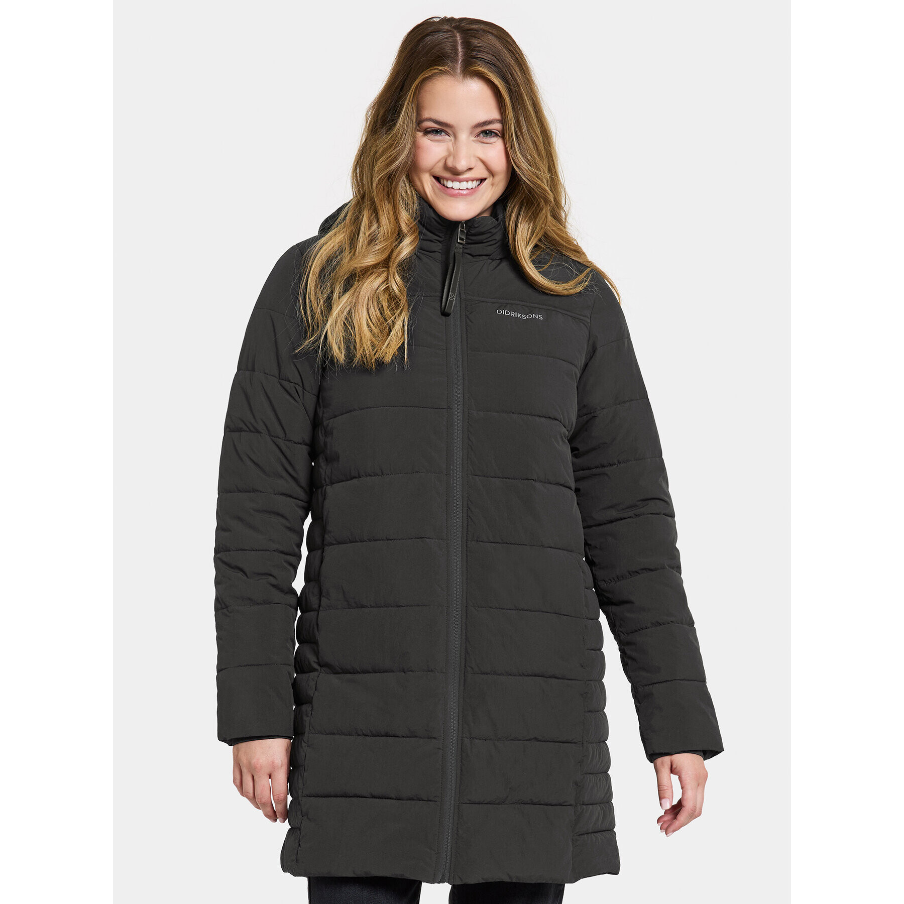 Didriksons Télikabát Katrin Wns Parka 505088 Fekete Standard Fit - Pepit.hu