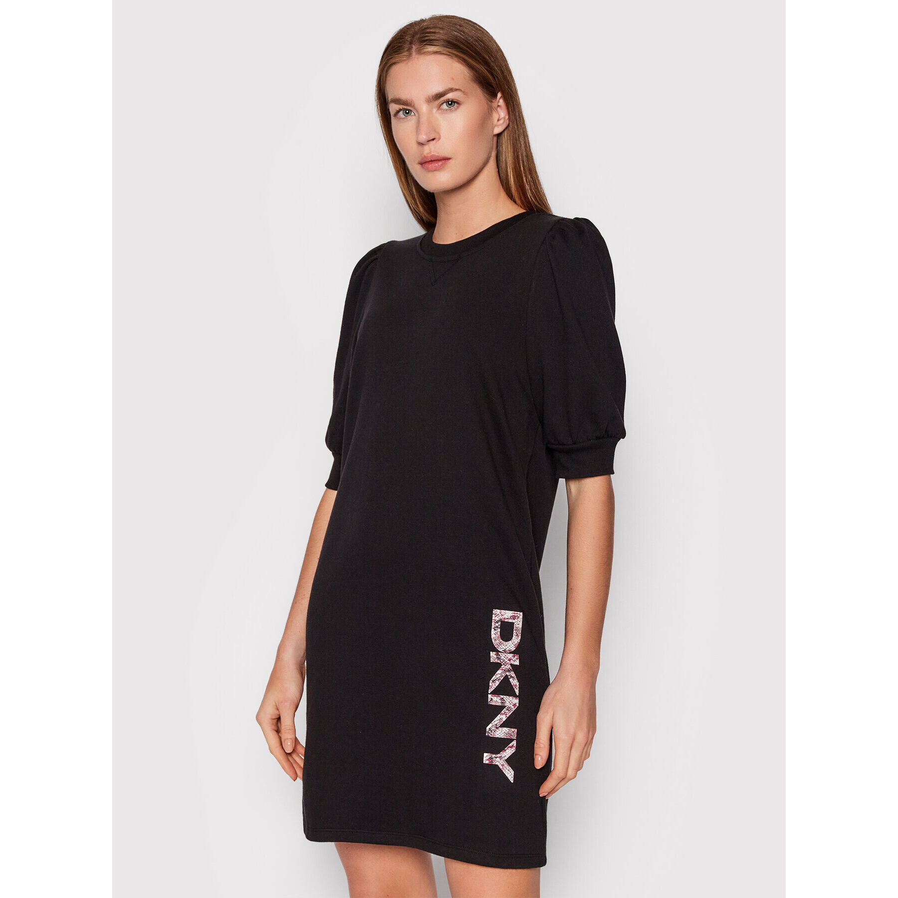 DKNY Kötött ruha P1GQSKPS Fekete Regular Fit - Pepit.hu