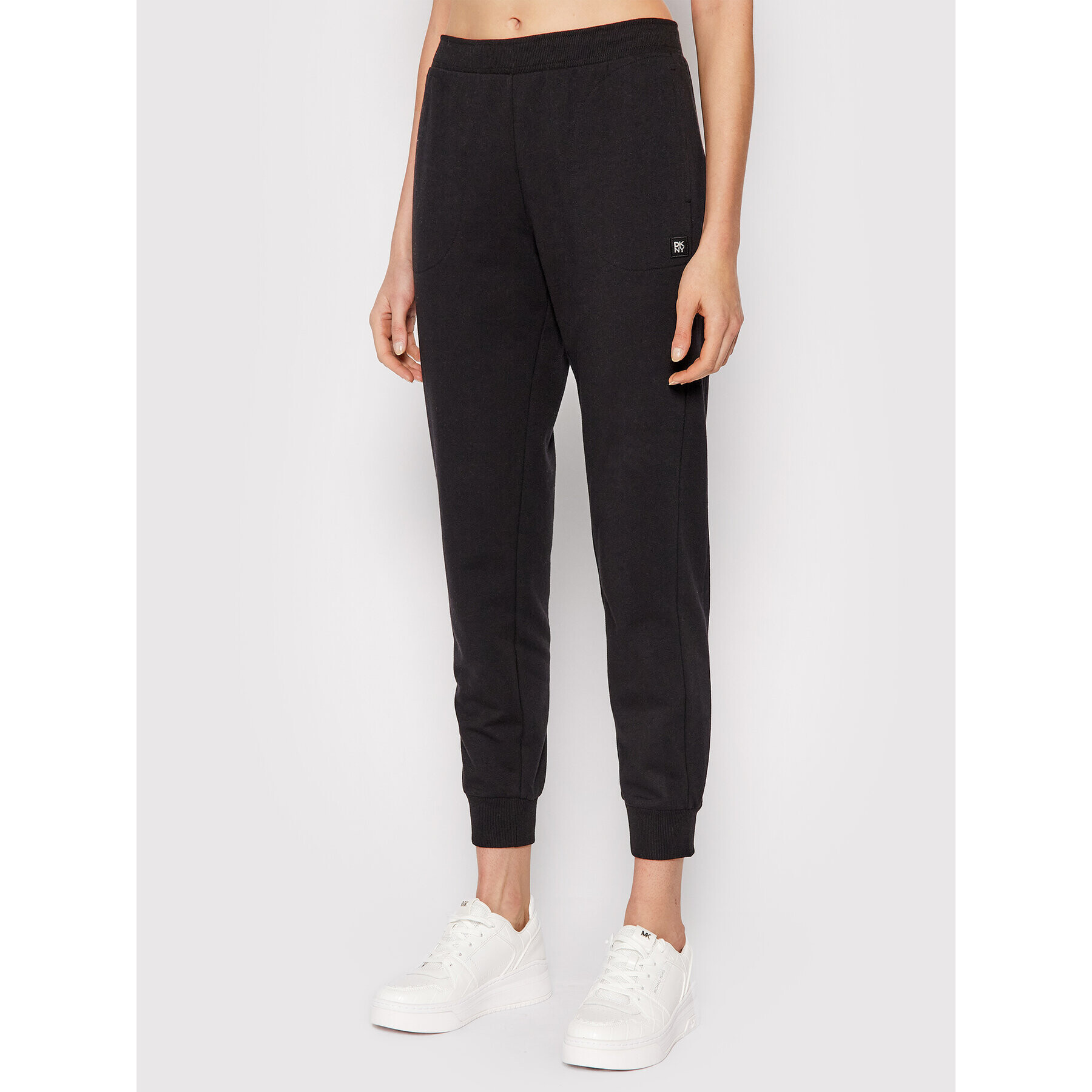 DKNY Melegítő alsó YI2722484 Fekete Regular Fit - Pepit.hu