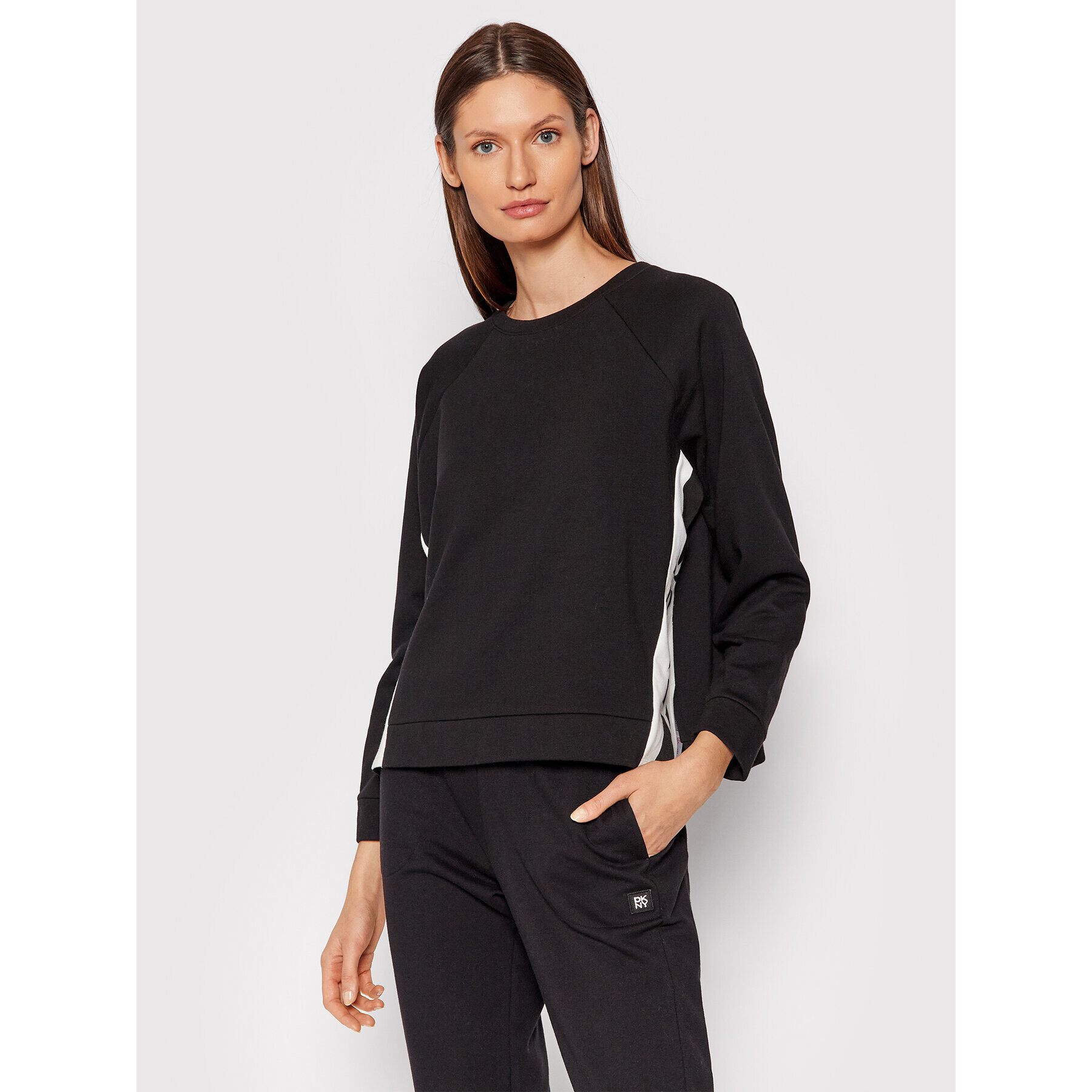 DKNY Pulóver YI2422484 Fekete Relaxed Fit - Pepit.hu