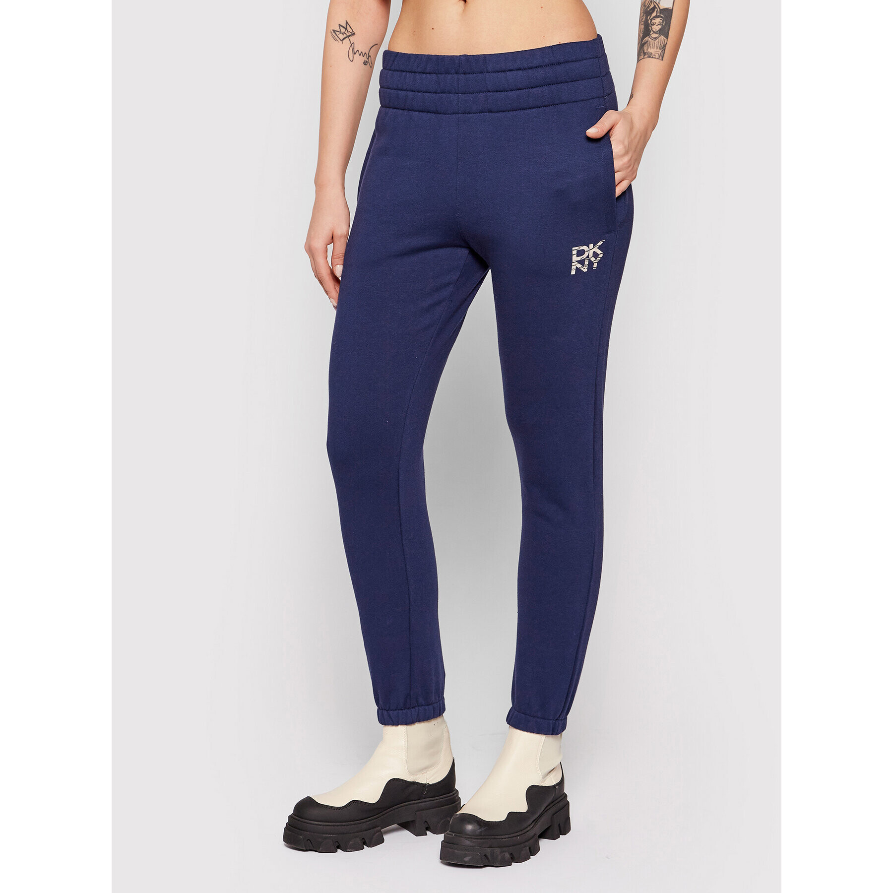 DKNY Sport Melegítő alsó DP1P2716 Sötétkék Regular Fit - Pepit.hu