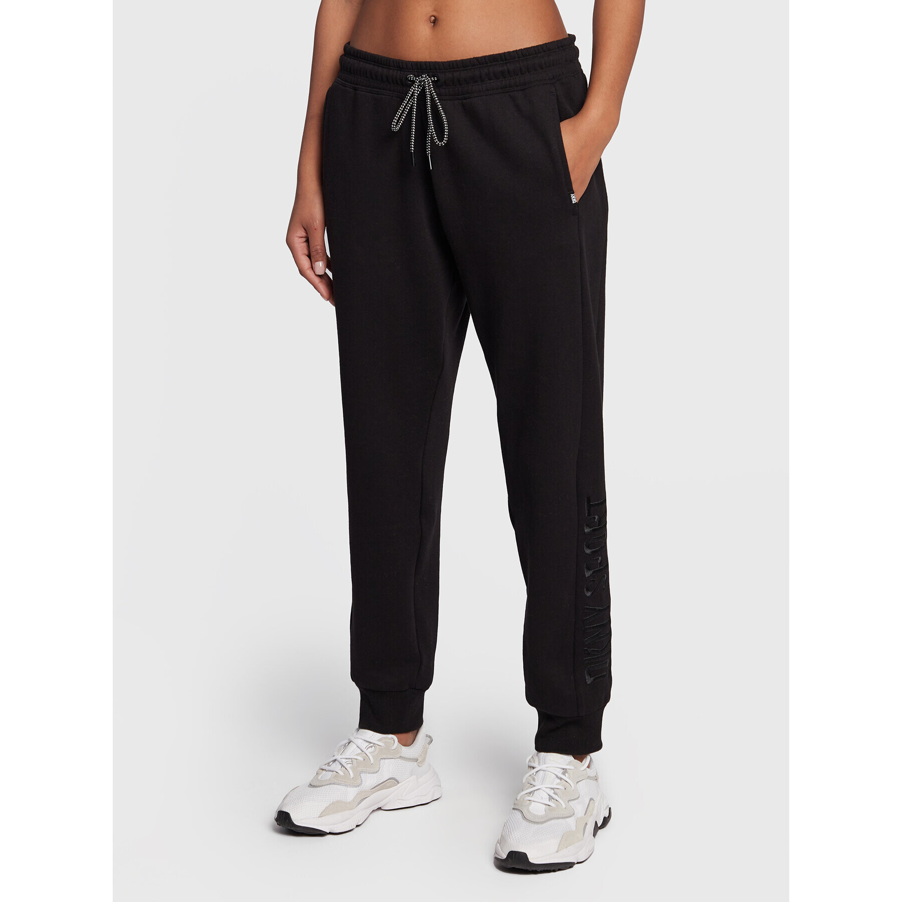 DKNY Sport Melegítő alsó DP2P3117 Fekete Regular Fit - Pepit.hu