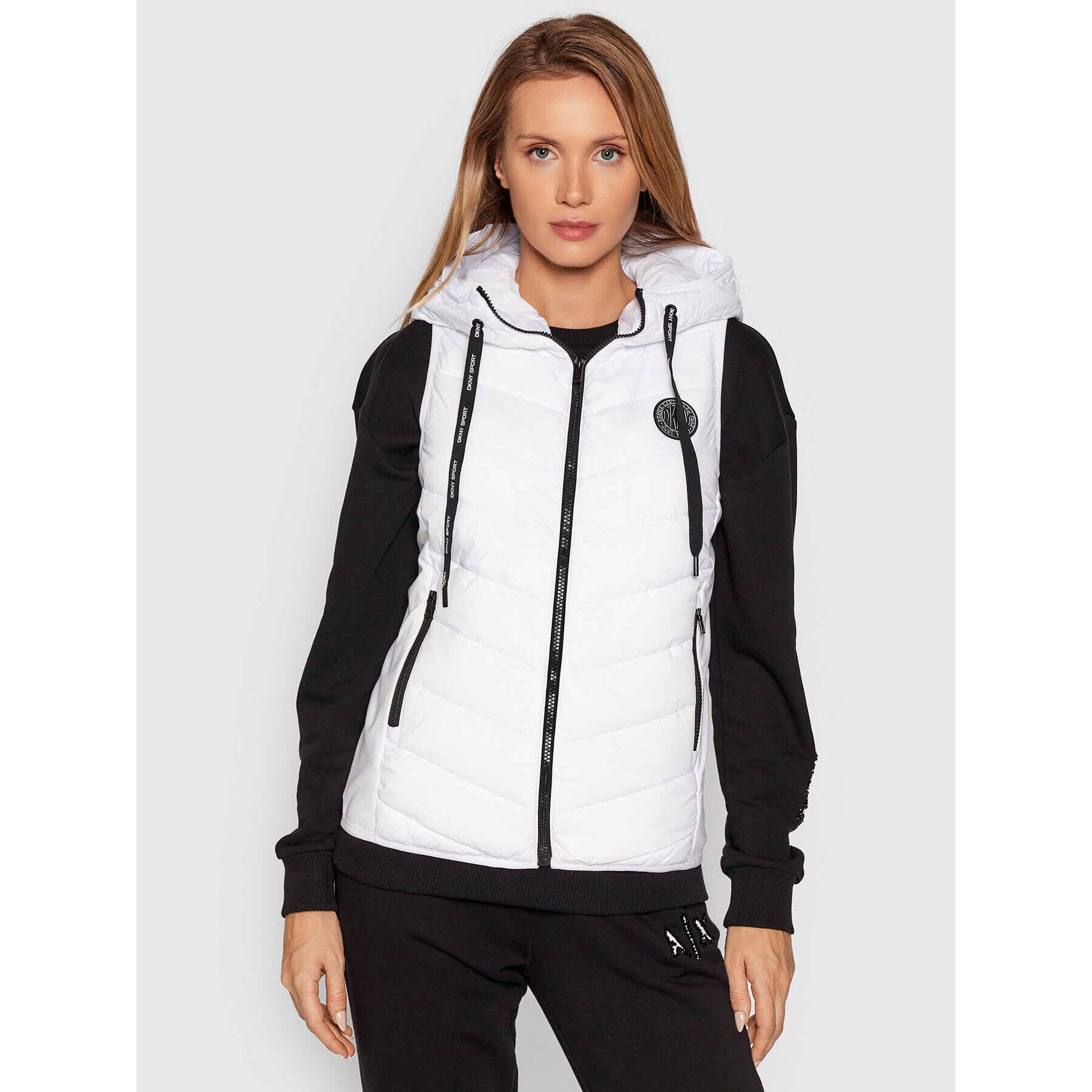 DKNY Sport Mellény DP1V3111 Fehér Regular Fit - Pepit.hu