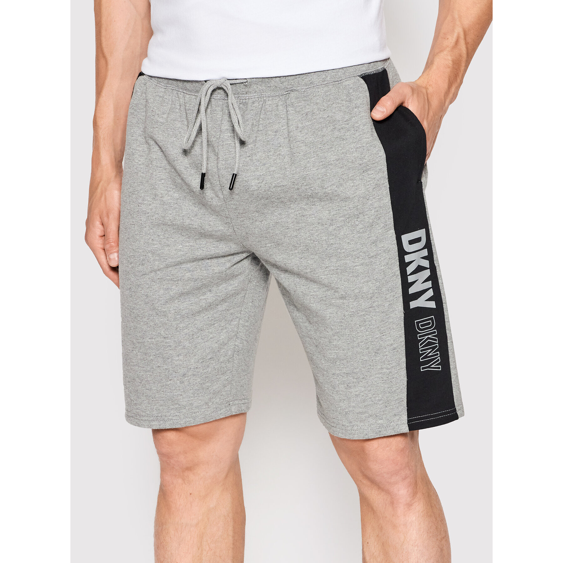 DKNY Sport rövidnadrág N5_6809_DKY Szürke Regular Fit - Pepit.hu