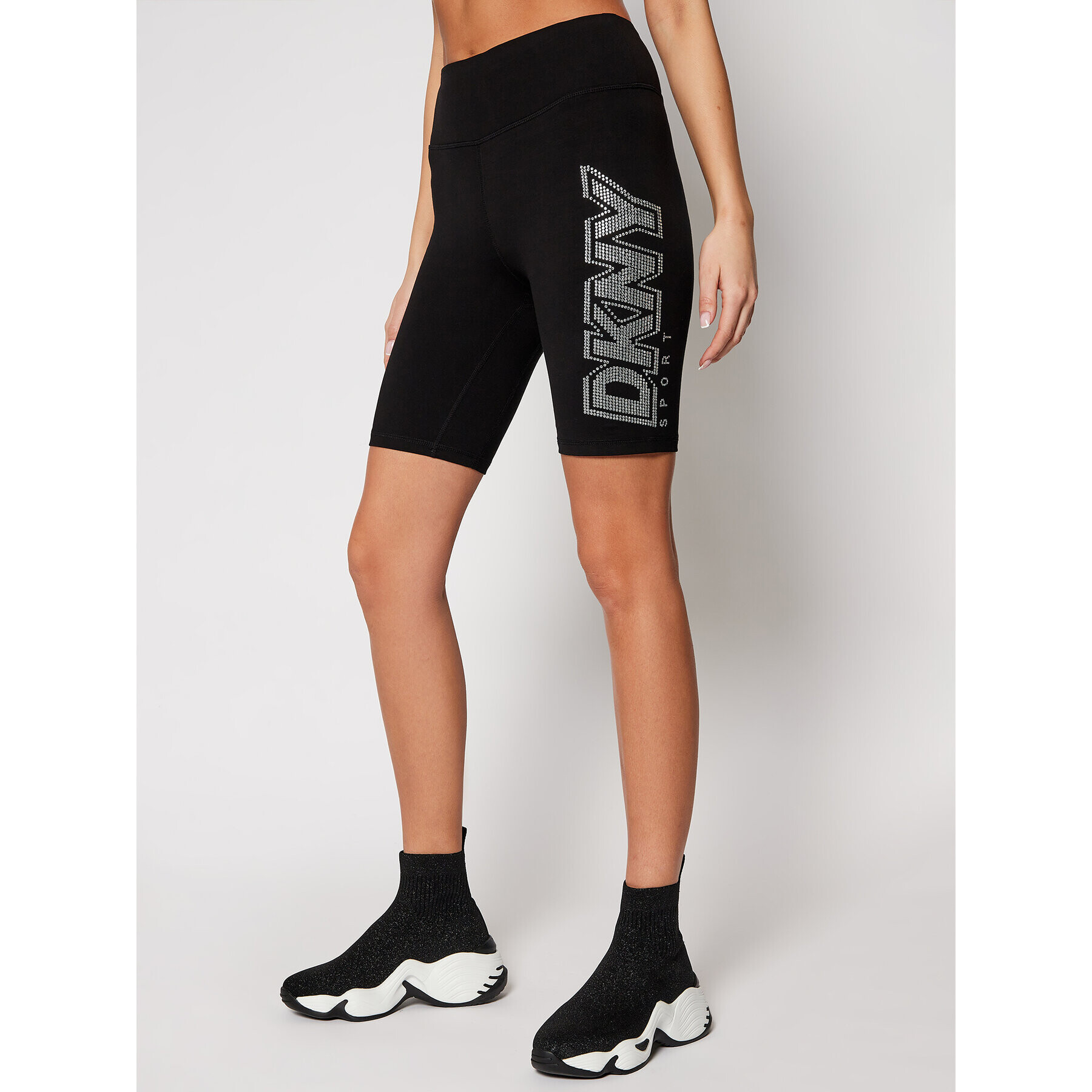 DKNY Sport Sport rövidnadrág DP0S4677 Fekete Slim Fit - Pepit.hu