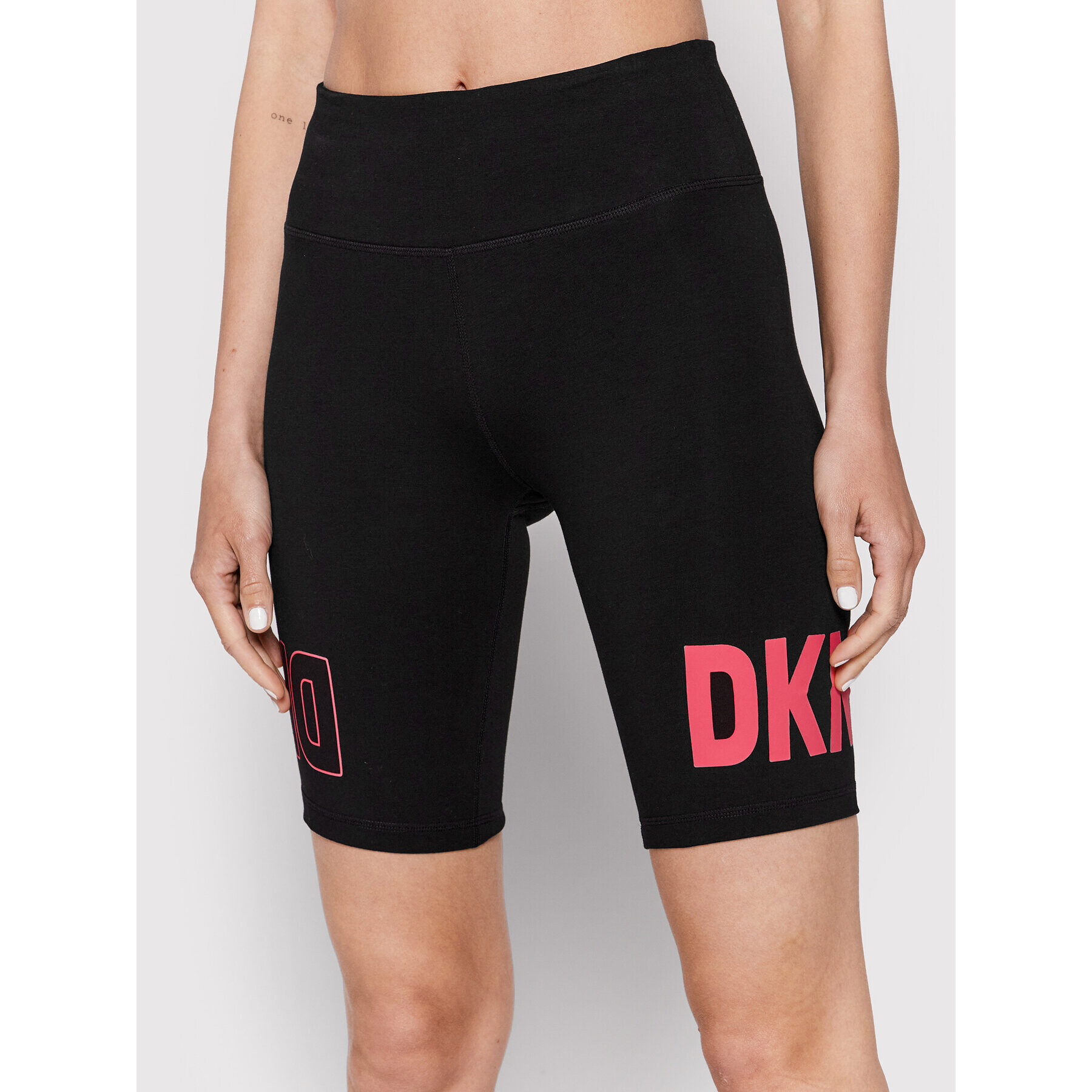 DKNY Sport Sport rövidnadrág DP2S4937 Fekete Slim Fit - Pepit.hu