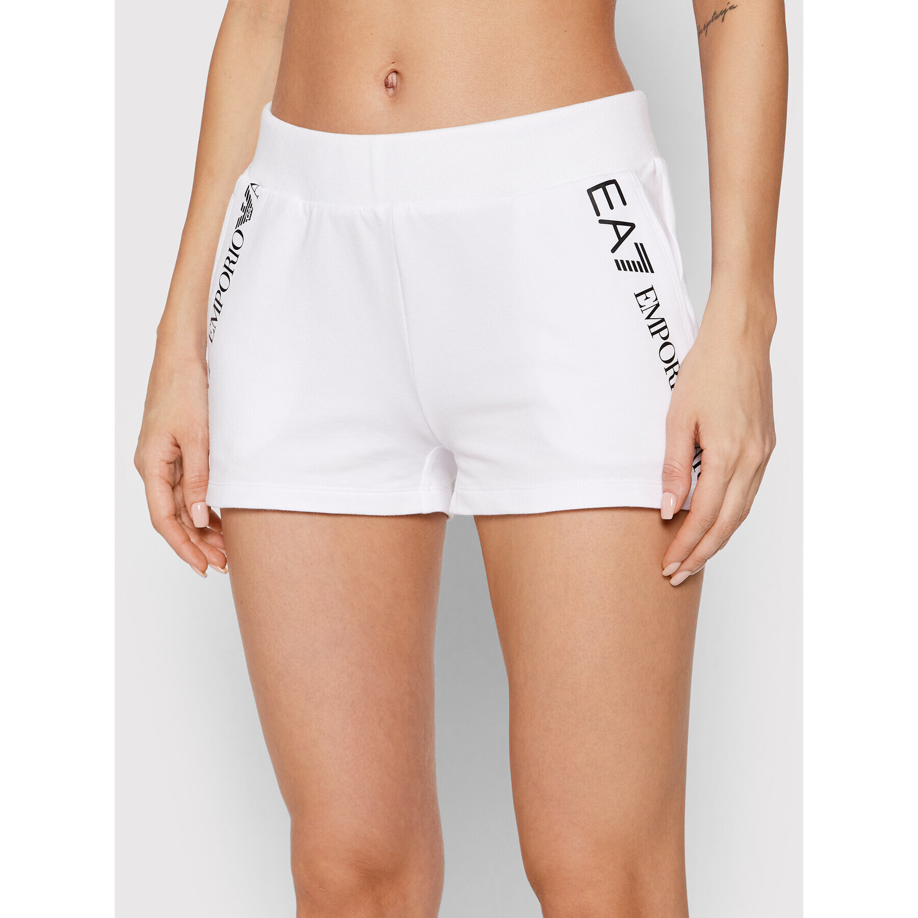 EA7 Emporio Armani Sport rövidnadrág 3LTS54 TJCQZ 0102 Fehér Regular Fit - Pepit.hu