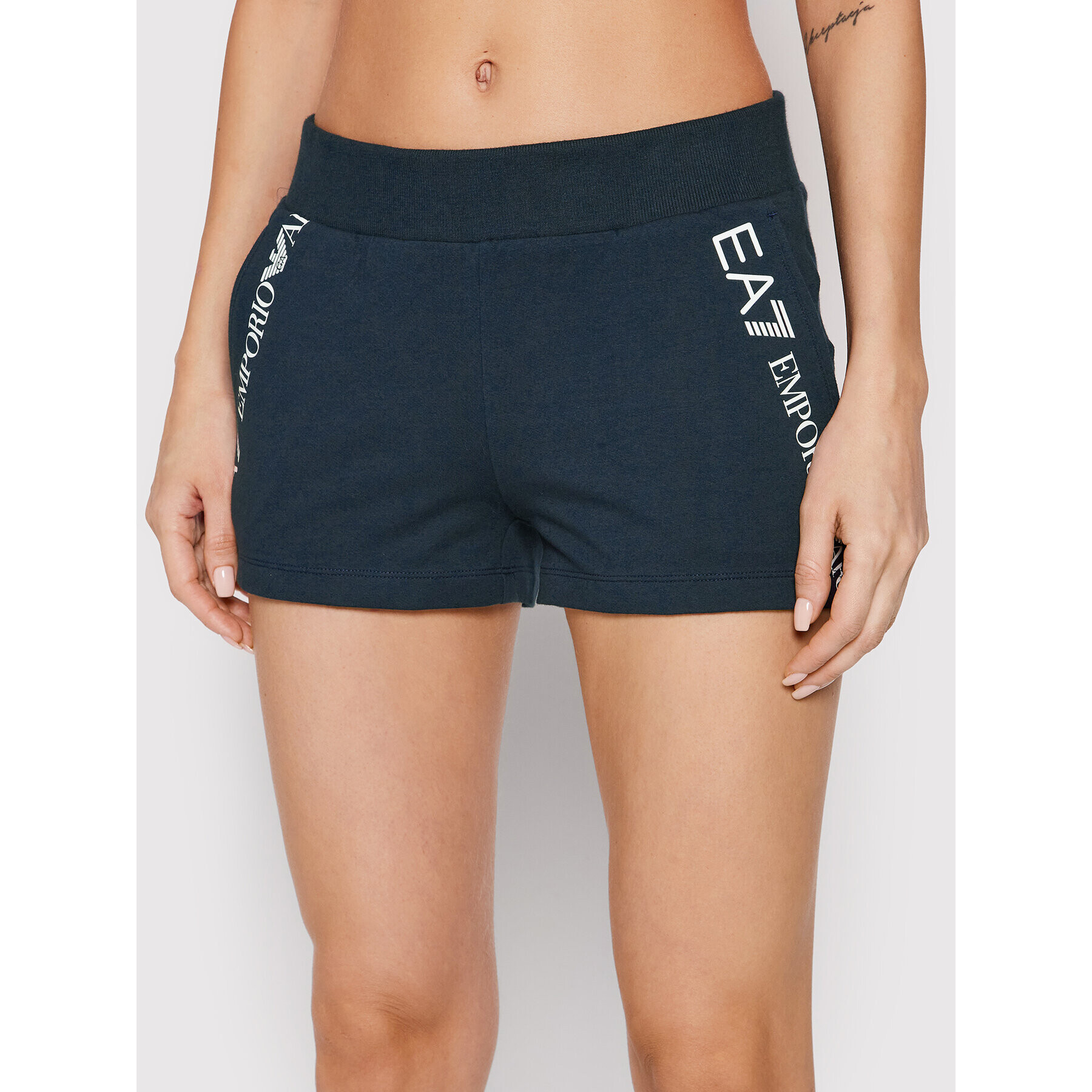 EA7 Emporio Armani Sport rövidnadrág 3LTS54 TJCQZ 1554 Sötétkék Regular Fit - Pepit.hu