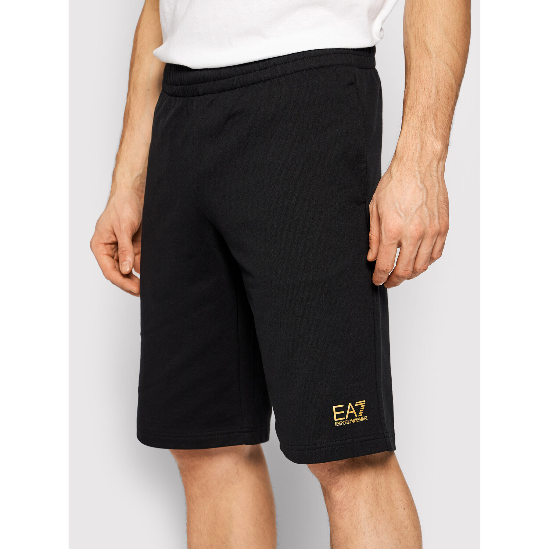 EA7 Emporio Armani Sport rövidnadrág 8NPS02 PJ05Z 0208 Fekete Regular Fit - Pepit.hu