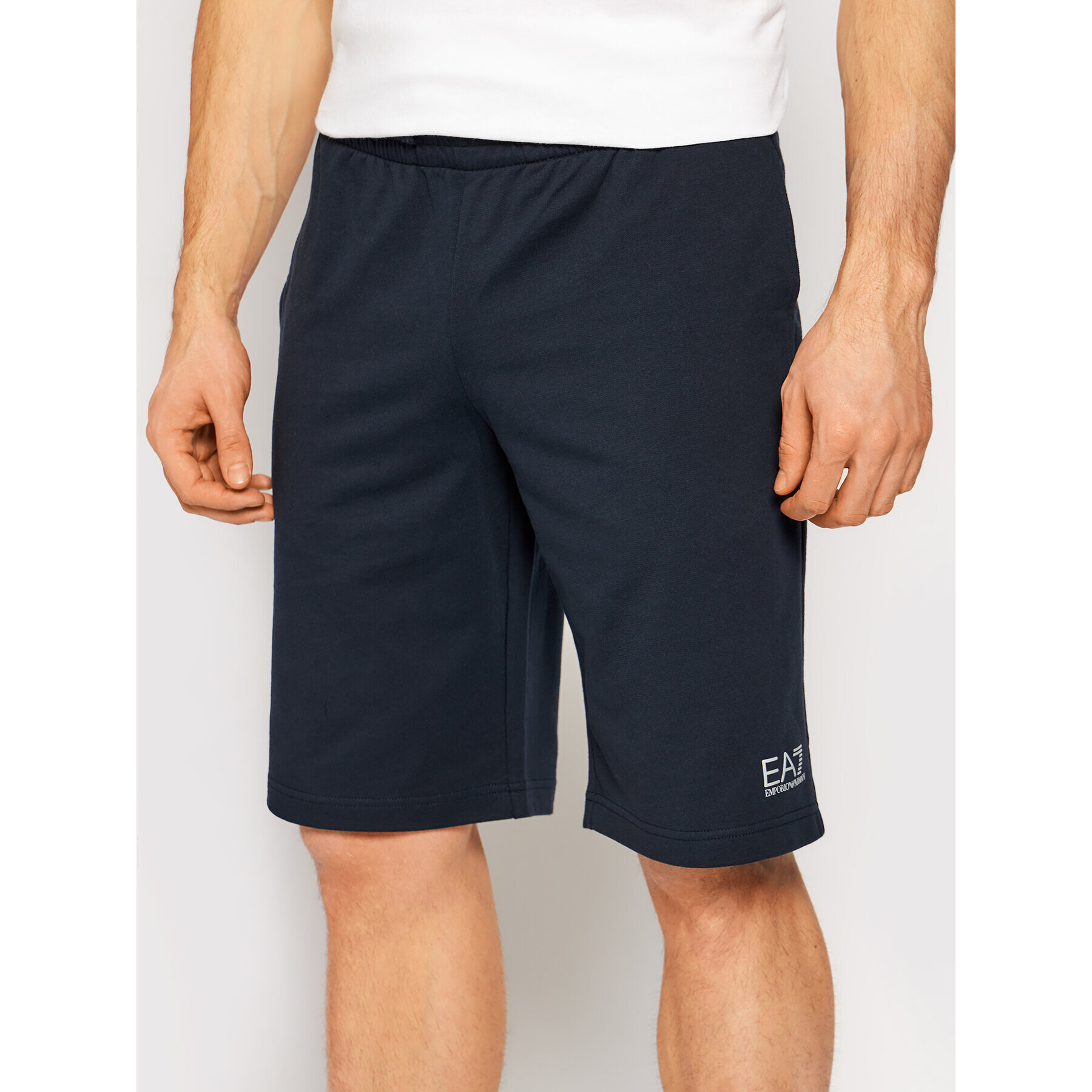 EA7 Emporio Armani Sport rövidnadrág 8NPS02 PJ05Z 0578 Sötétkék Regular Fit - Pepit.hu