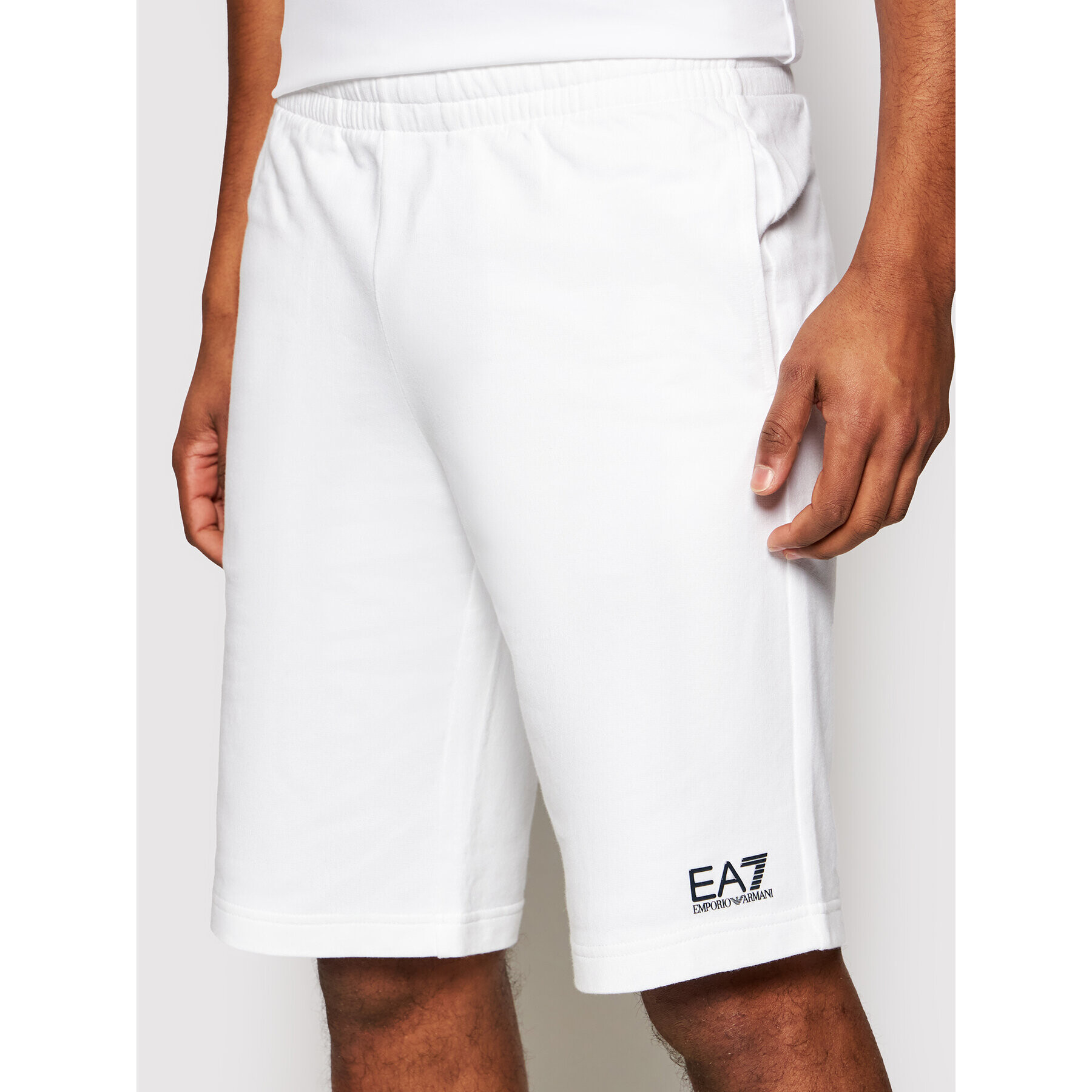 EA7 Emporio Armani Sport rövidnadrág 8NPS02 PJ05Z 1100 Fehér Regular Fit - Pepit.hu