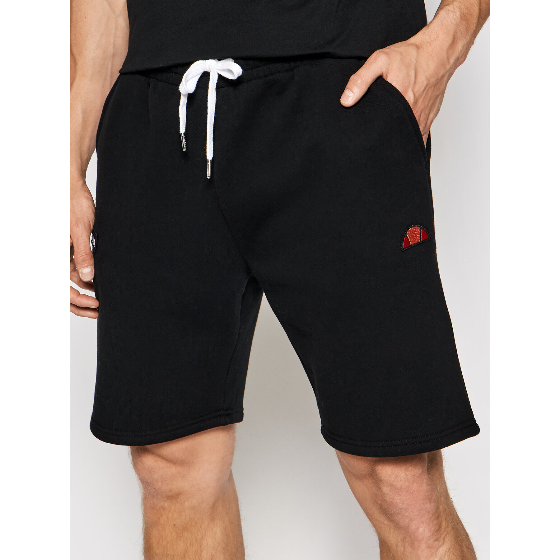 Ellesse Sport rövidnadrág Noli SHS01894 Fekete Regular Fit - Pepit.hu