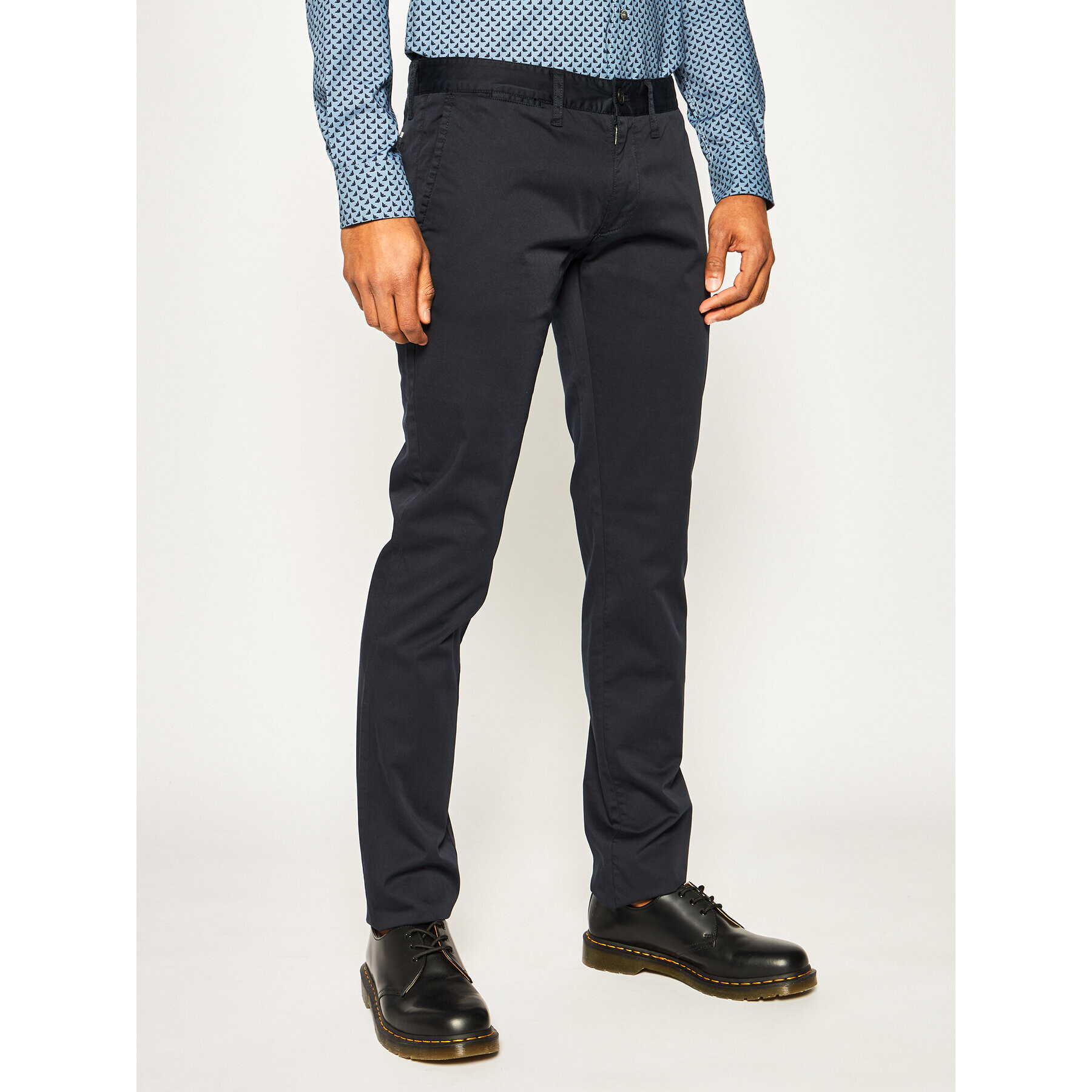 Emporio Armani Szövet nadrág 3H1P20 1NEDZ 0922 Sötétkék Slim Fit - Pepit.hu