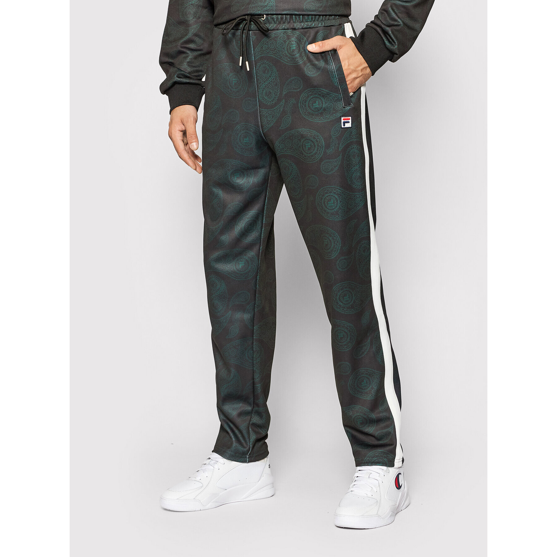 Fila Melegítő alsó Chas Aop 688983 Fekete Regular Fit - Pepit.hu