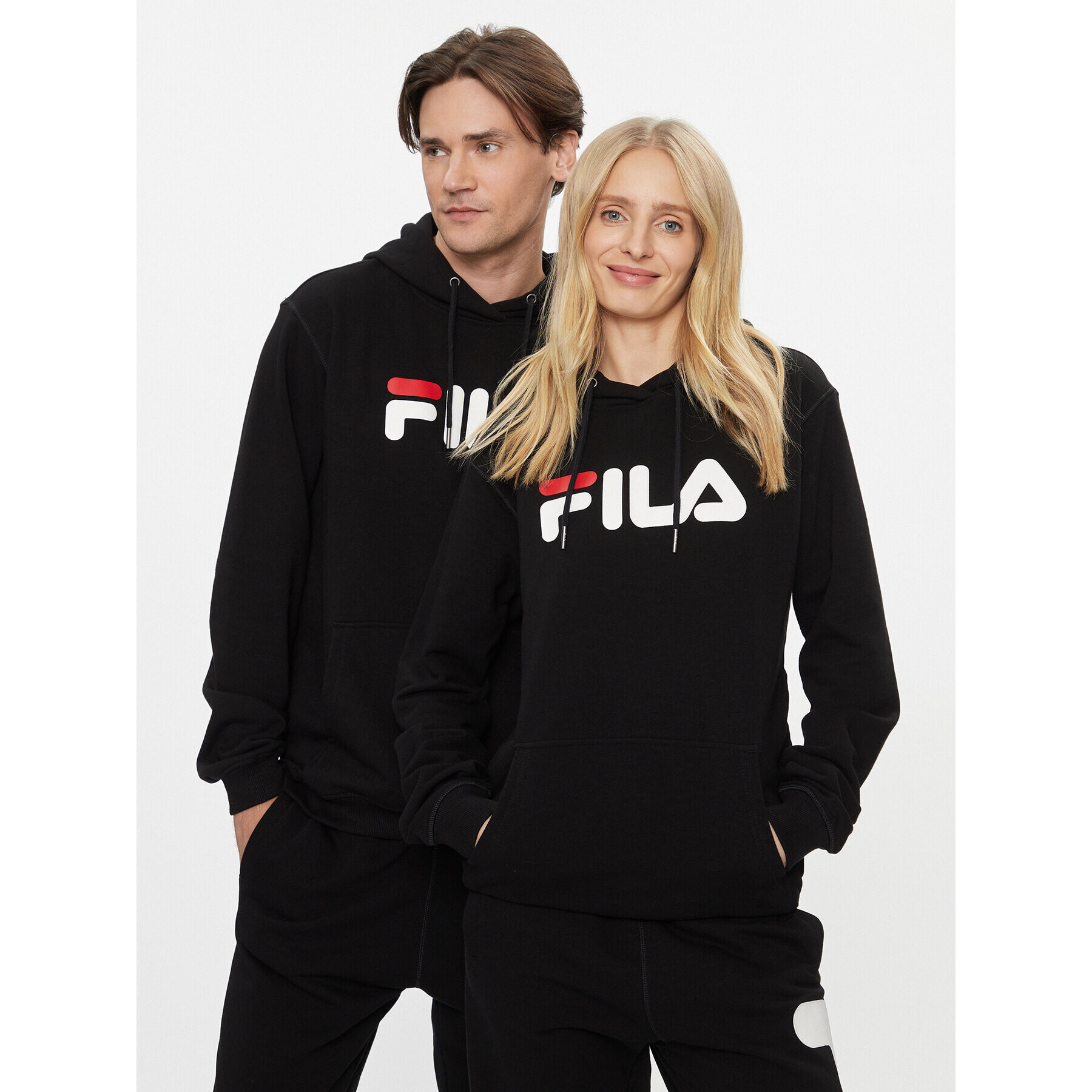 Fila Pulóver FAU0068 Fekete Regular Fit - Pepit.hu