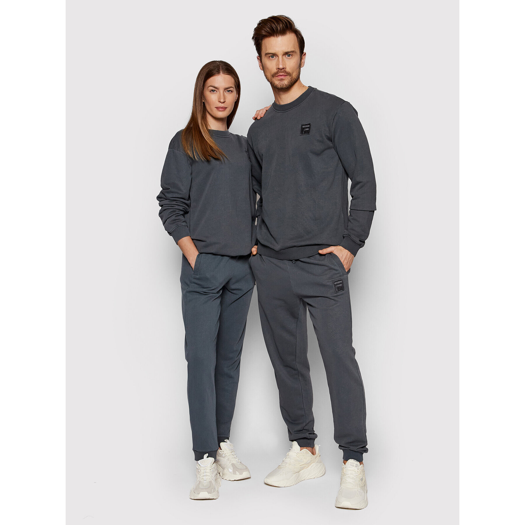 Fila Pulóver Unisex Brugge FAU0001 Szürke Regular Fit - Pepit.hu