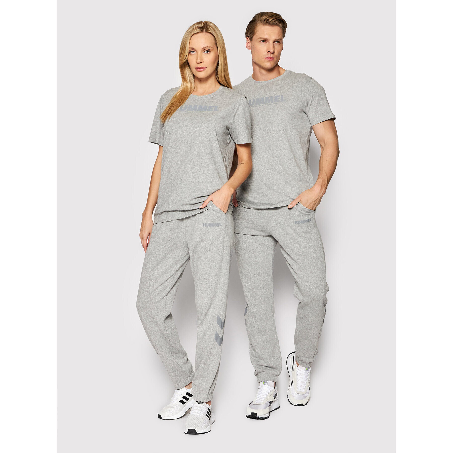 Hummel Póló Unisex Legacy 212569 Szürke Regular Fit - Pepit.hu