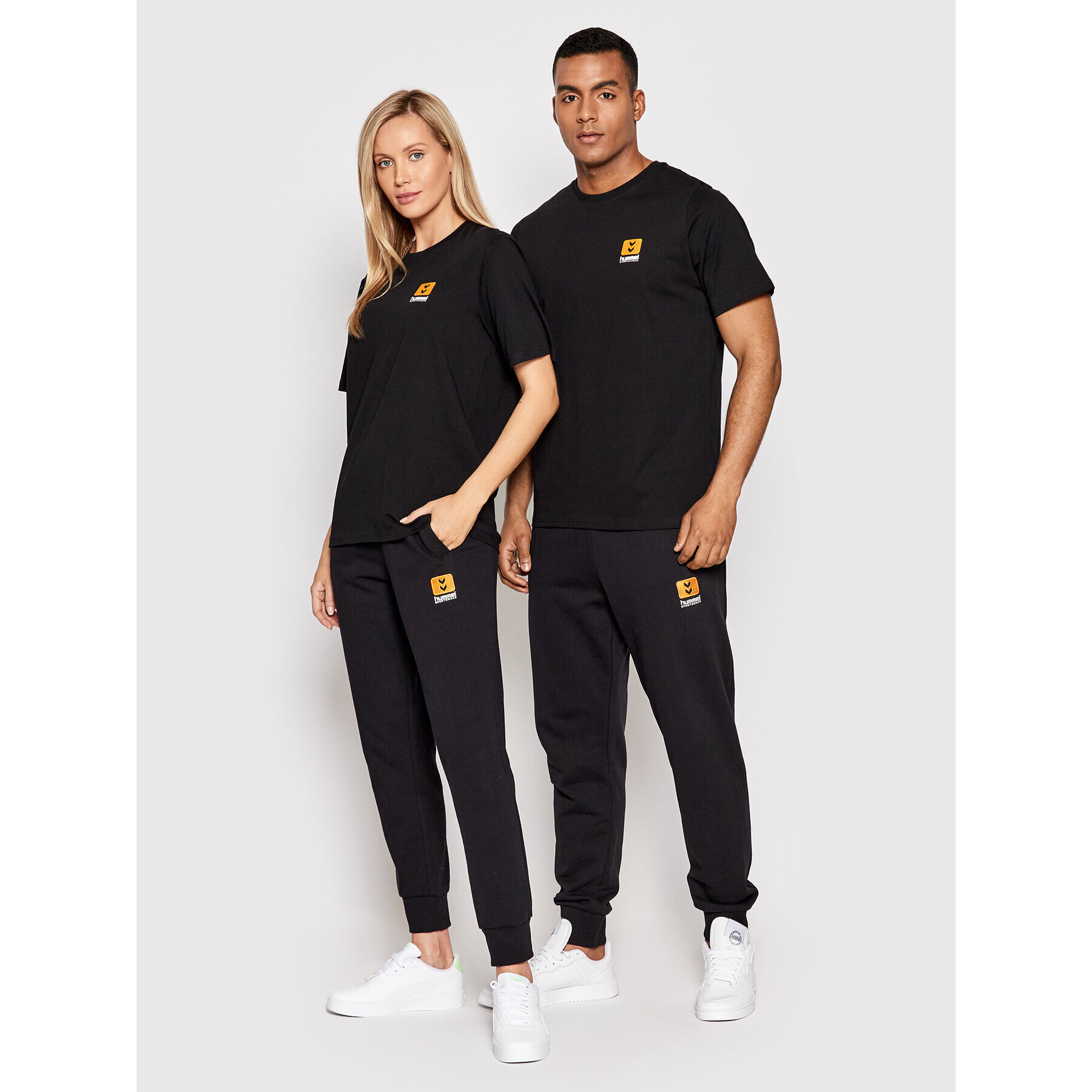 Hummel Póló Unisex Legacy Liam 213715 Fekete Regular Fit - Pepit.hu