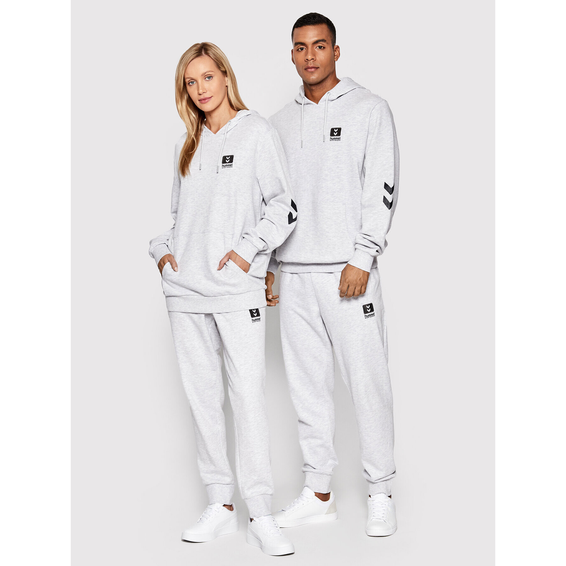 Hummel Pulóver Unisex Legacy Liam 213723 Szürke Regular Fit - Pepit.hu