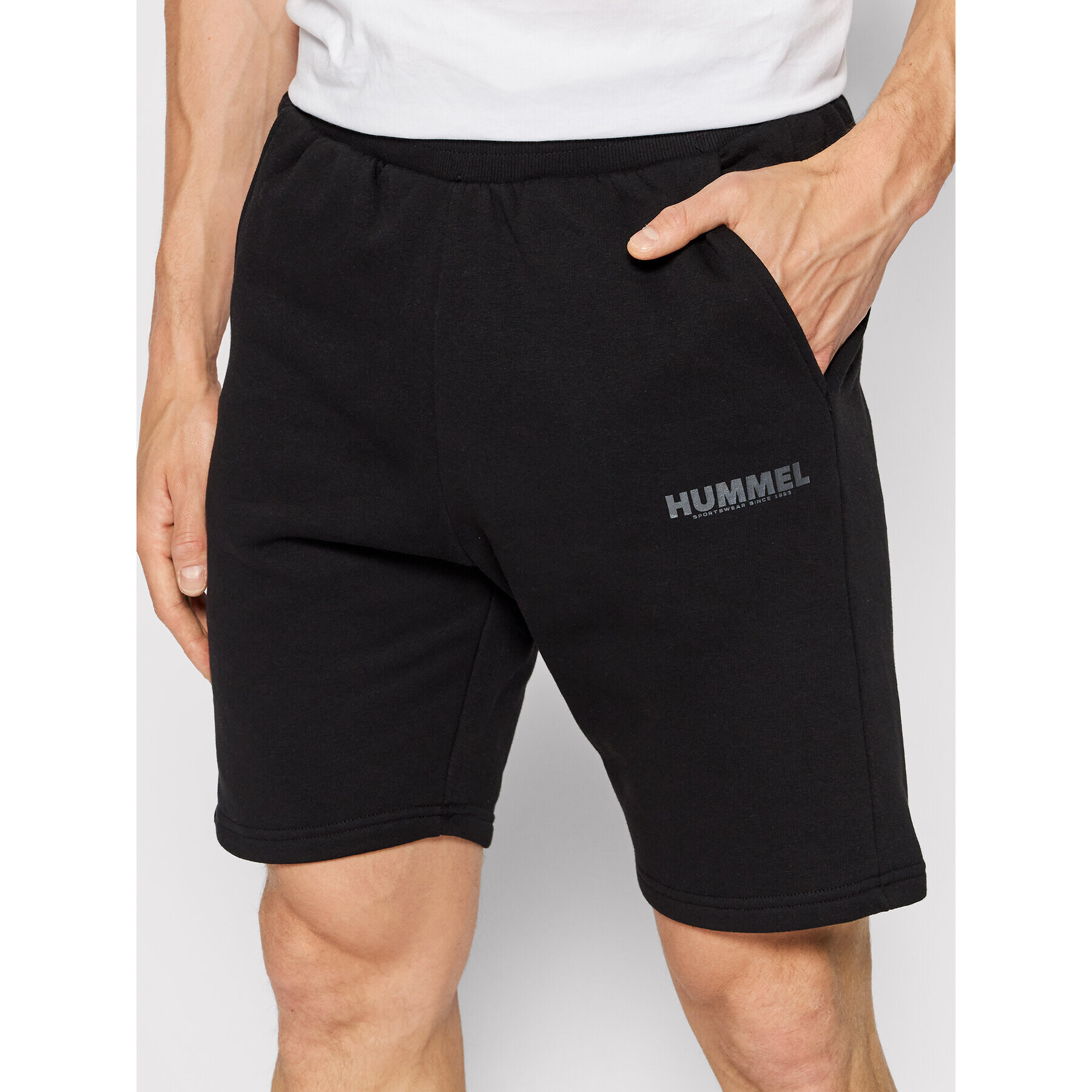 Hummel Sport rövidnadrág Legacy 212568 Fekete Regular Fit - Pepit.hu