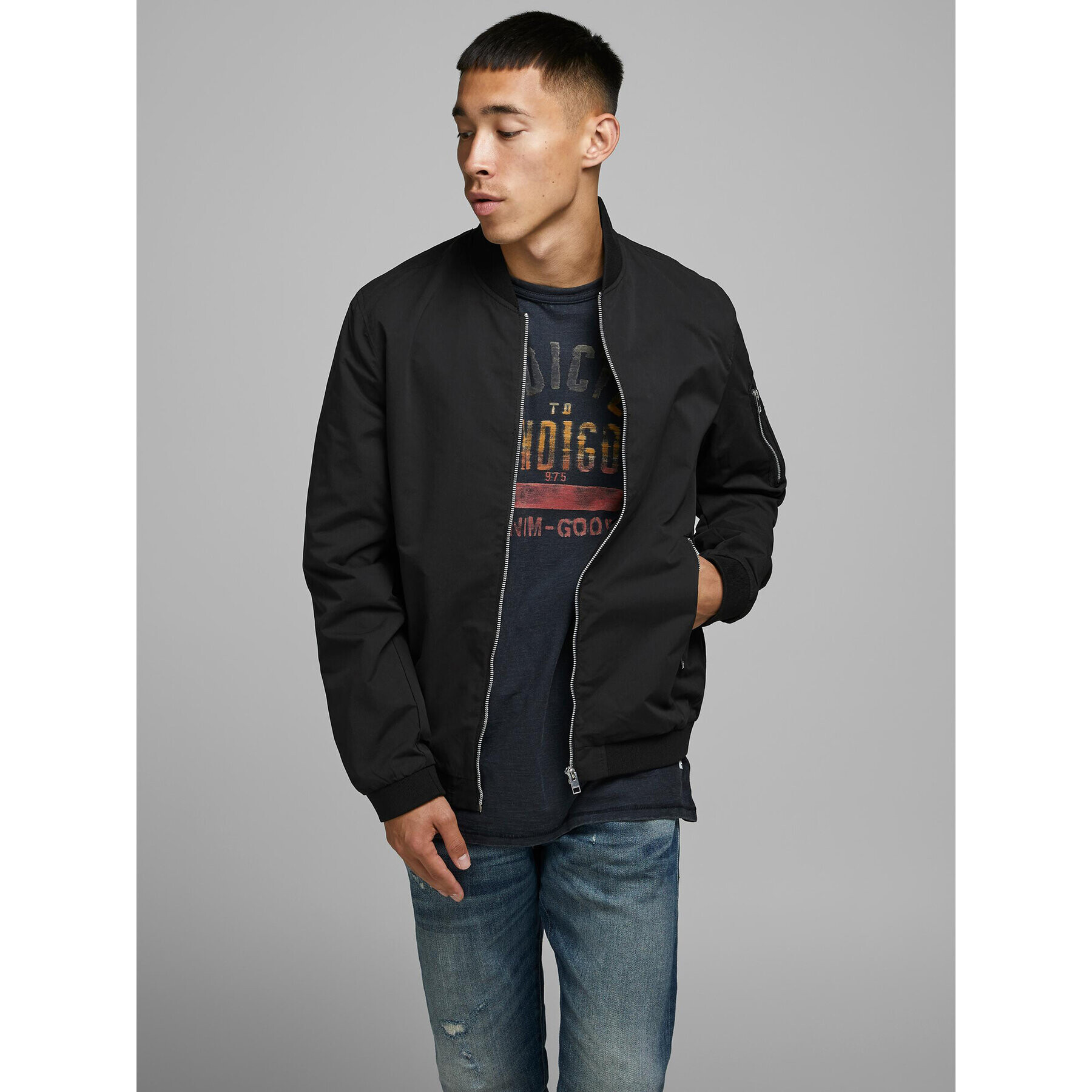 Jack&Jones Bomber dzseki Rush 12165203 Fekete Regular Fit - Pepit.hu