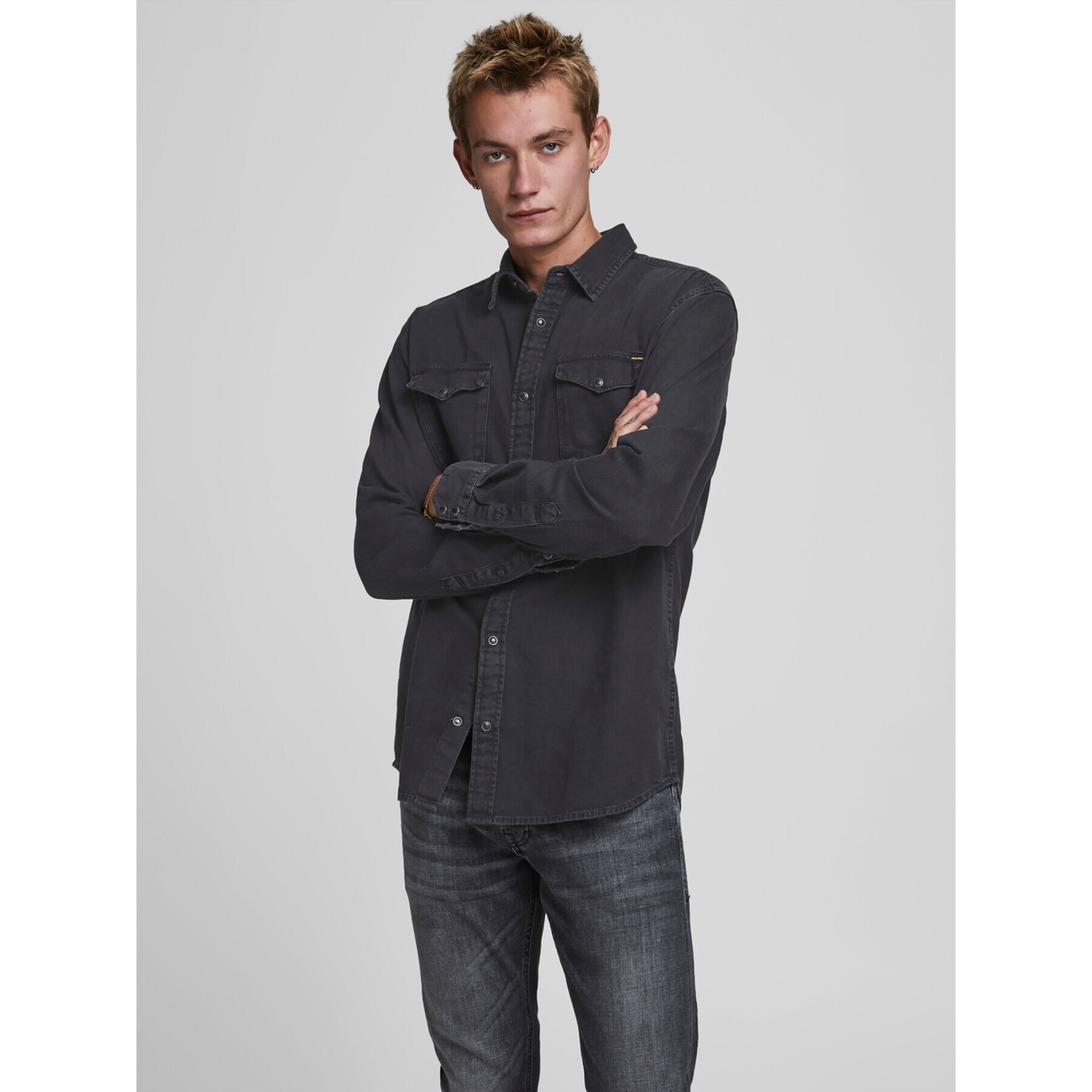 Jack&Jones Ing Sheridan 12138115 Fekete Slim Fit - Pepit.hu