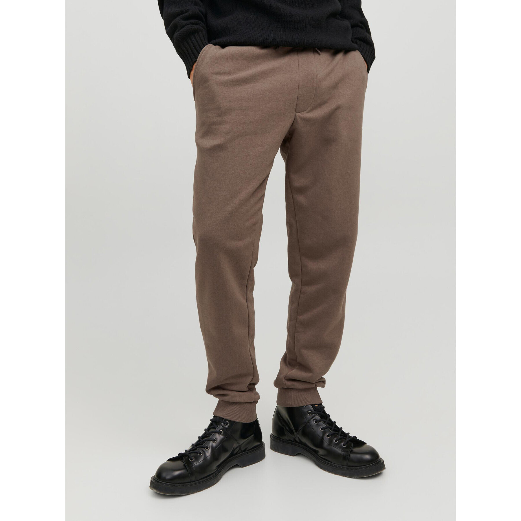 Jack&Jones Melegítő alsó Gordon 12195726 Barna Regular Fit - Pepit.hu