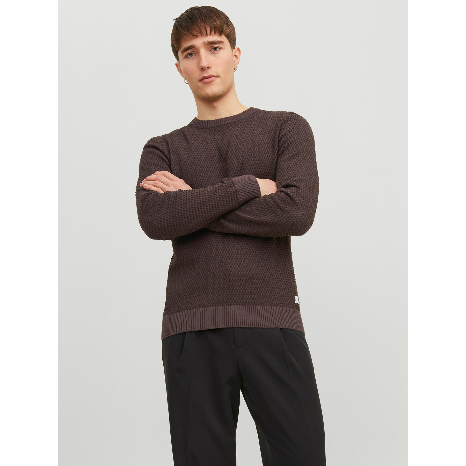 Jack&Jones Sweater 12212816 Barna Regular Fit - Pepit.hu