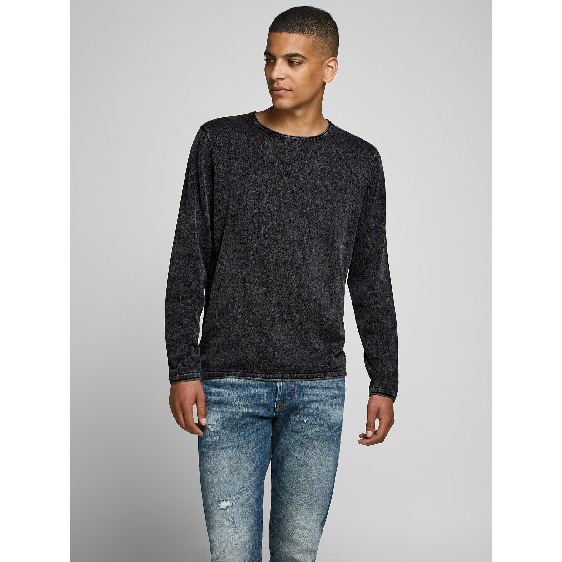 Jack&Jones Sweater Leo 12174001 Fekete Regular Fit - Pepit.hu