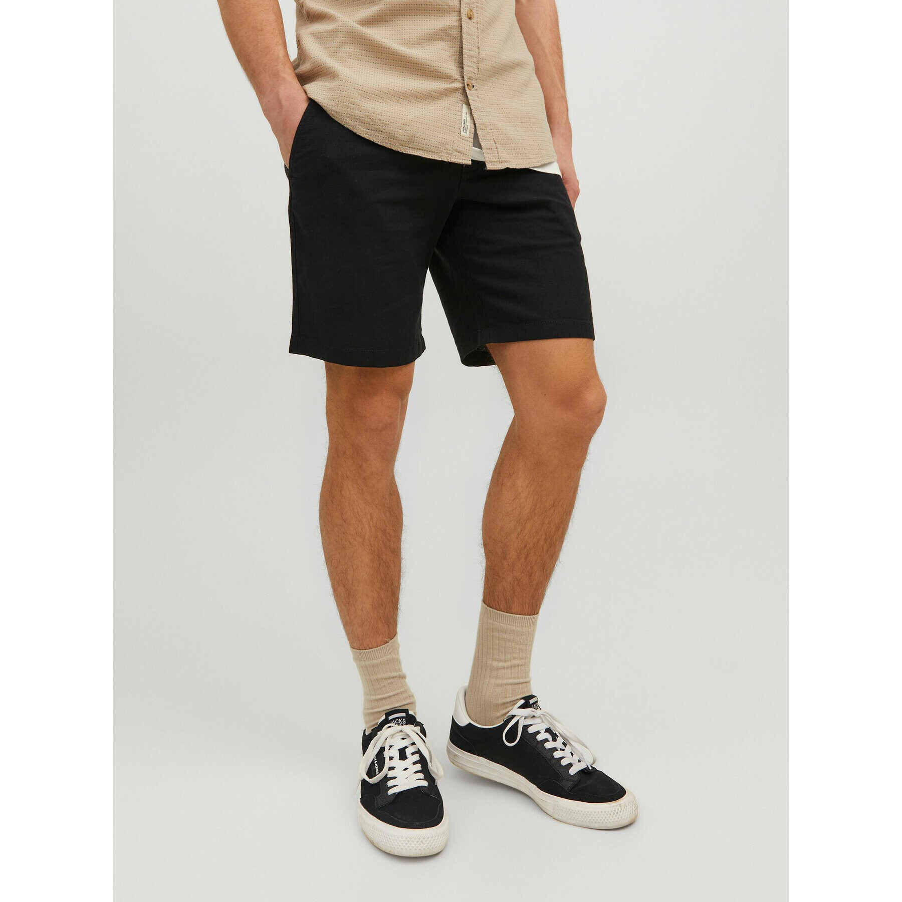 Jack&Jones Szövet rövidnadrág Dave 12229629 Fekete Regular Fit - Pepit.hu