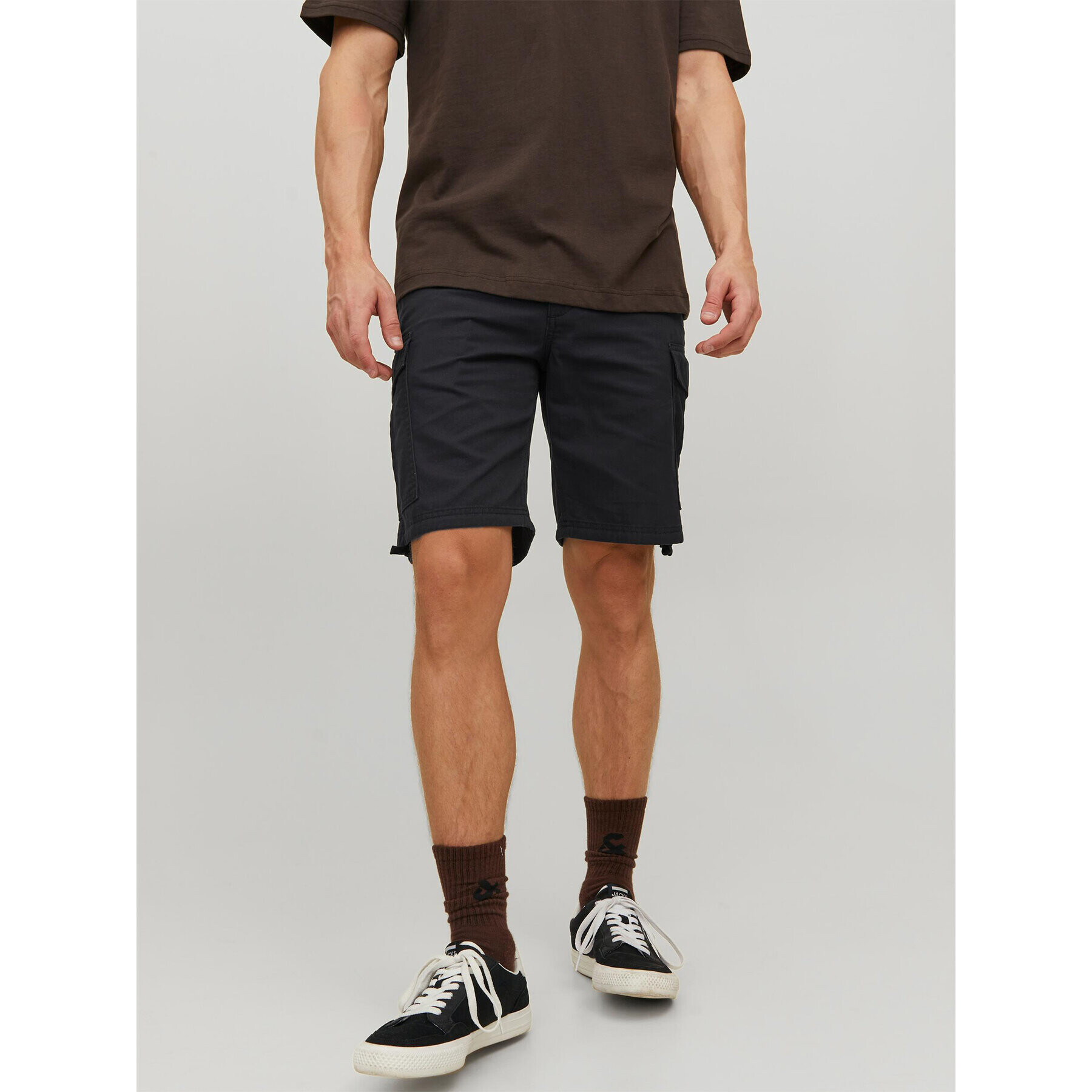 Jack&Jones Szövet rövidnadrág Marley 12229650 Fekete Cargo Fit - Pepit.hu