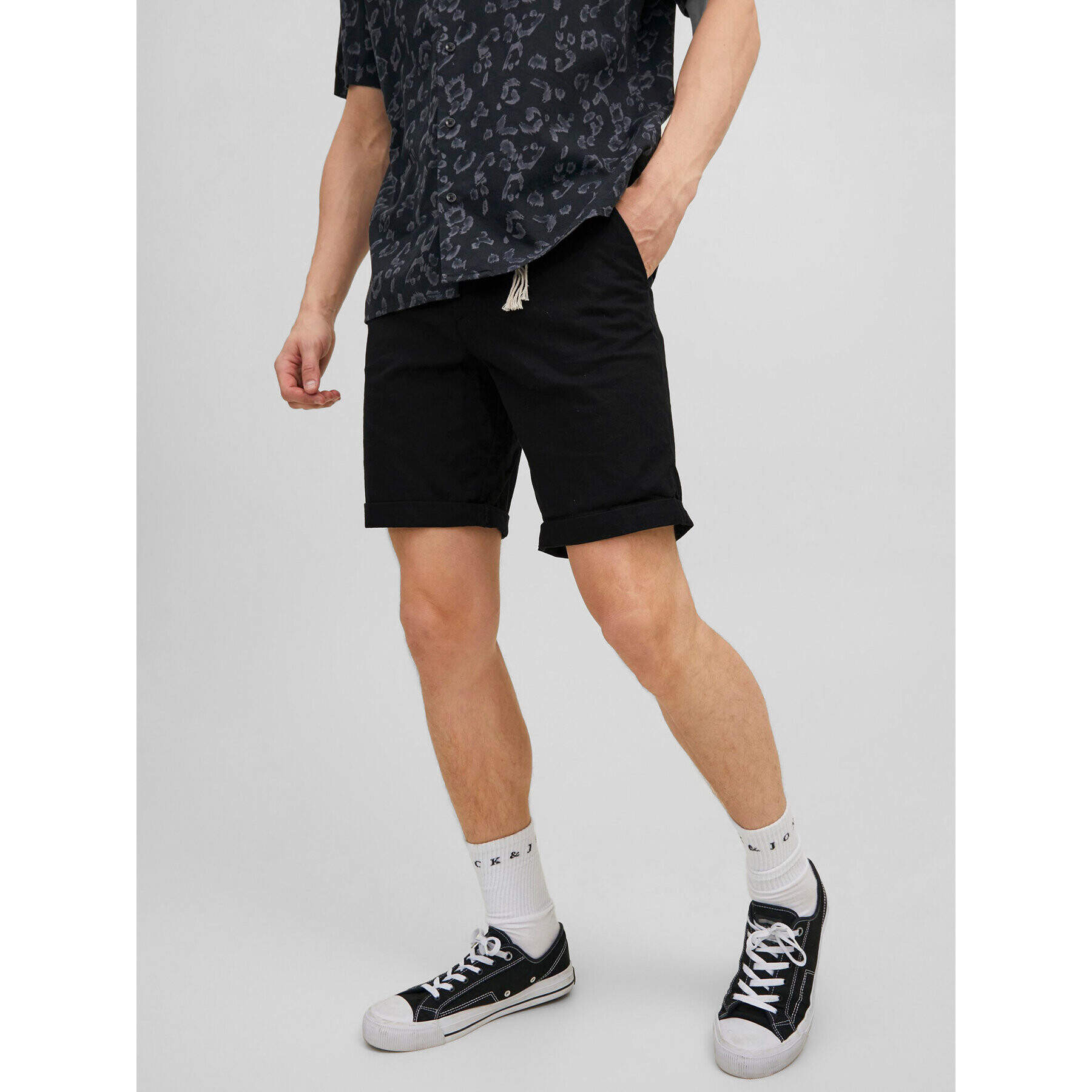 Jack&Jones Szövet rövidnadrág Sky 12210139 Fekete Regular Fit - Pepit.hu