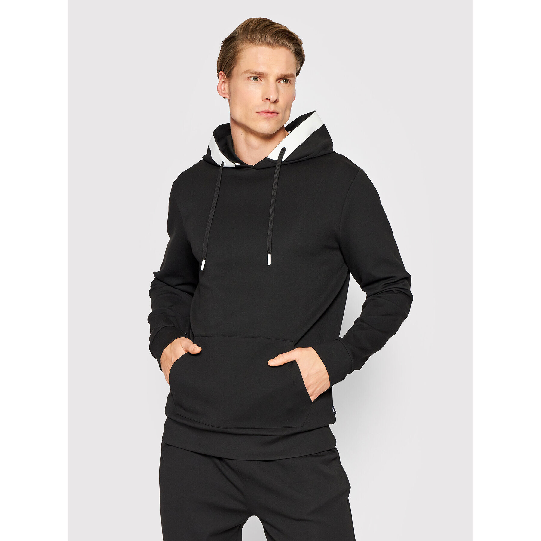 JOOP! Pulóver 17 J221J003 30029982 Fekete Regular Fit - Pepit.hu