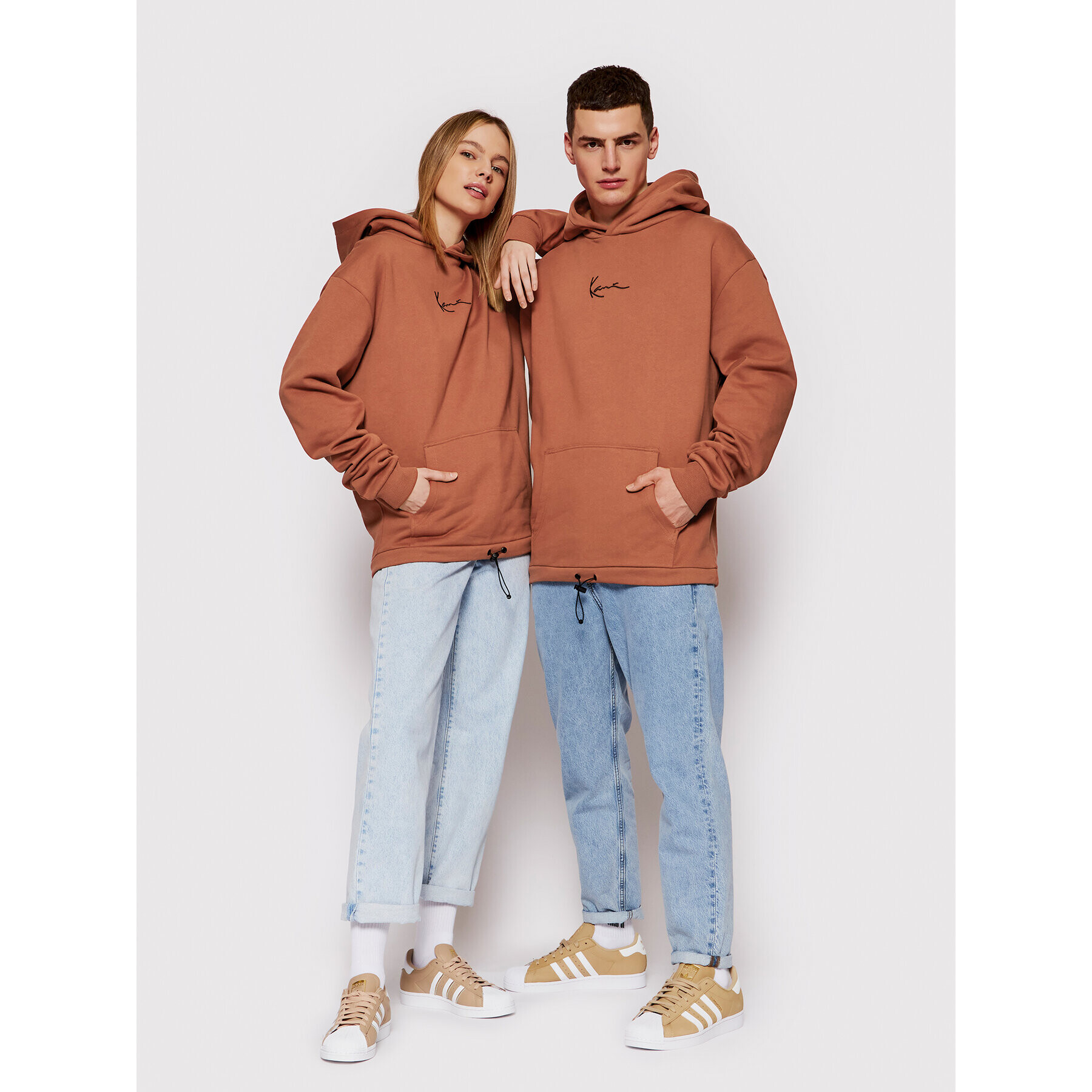 Karl Kani Pulóver Unisex Smal Signature 6028946 Narancssárga Relaxed Fit - Pepit.hu