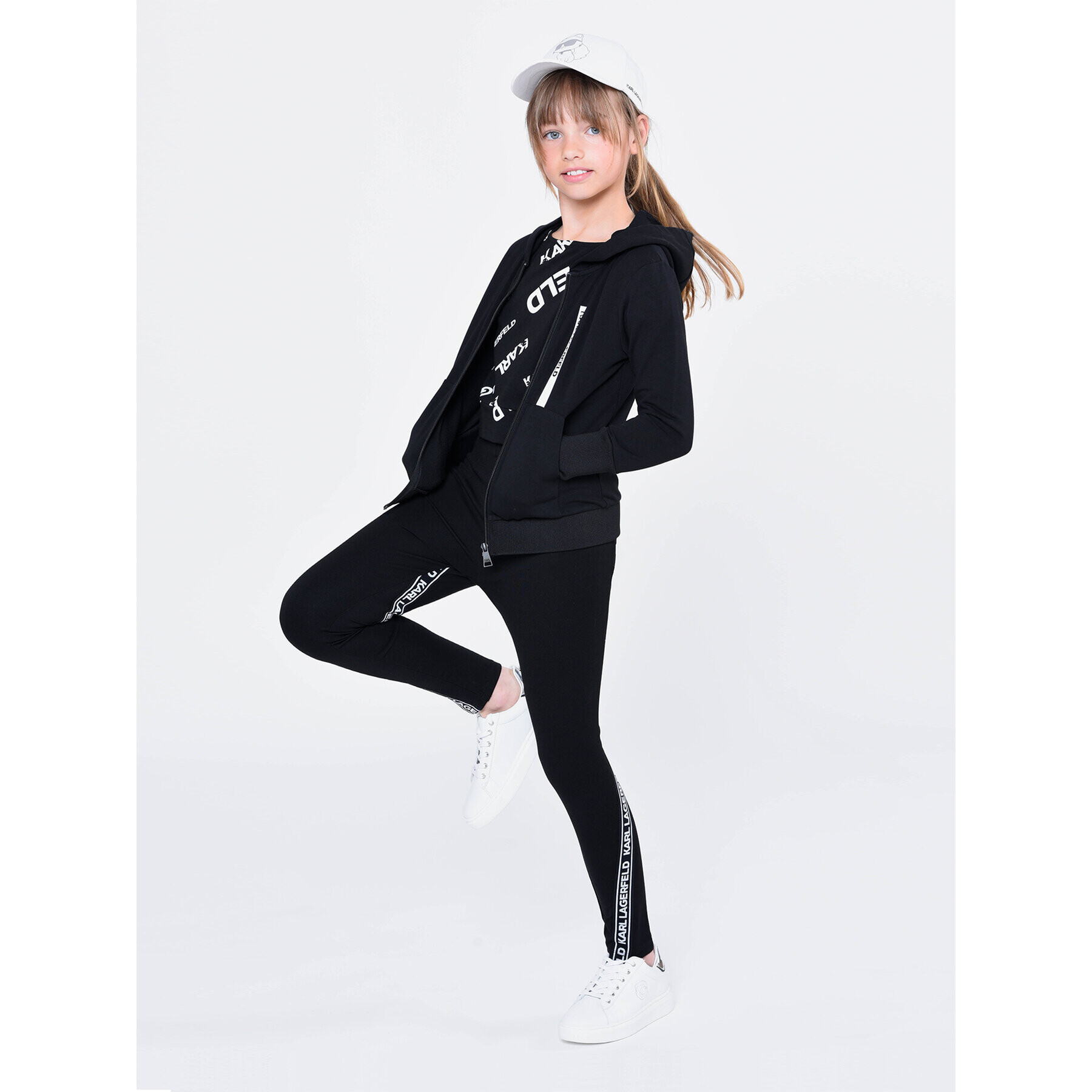 Karl Lagerfeld Kids Leggings Z14203 D Fekete Regular Fit - Pepit.hu