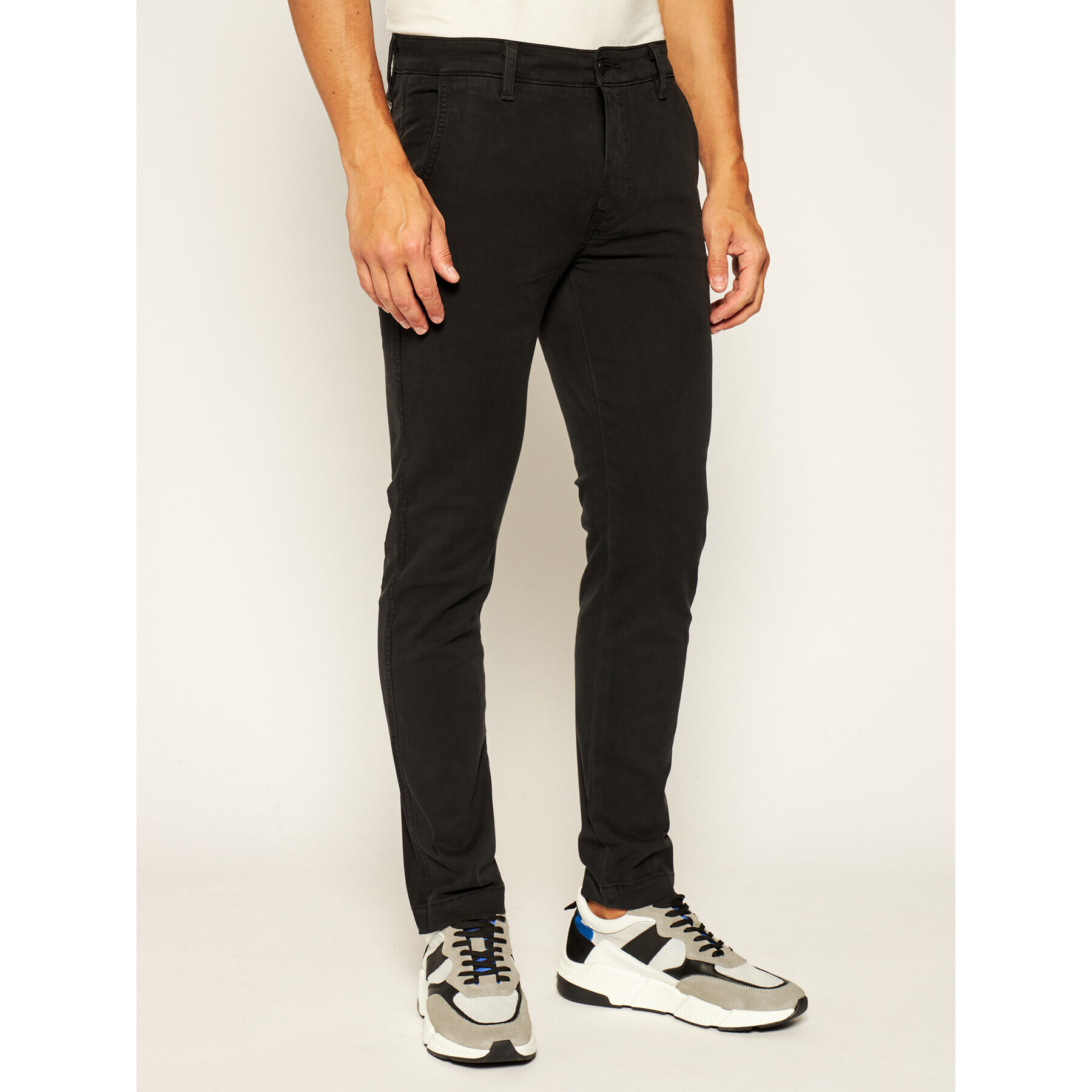 Levi's® Chinos Standard II 17196-0005 Fekete Tapered Fit - Pepit.hu