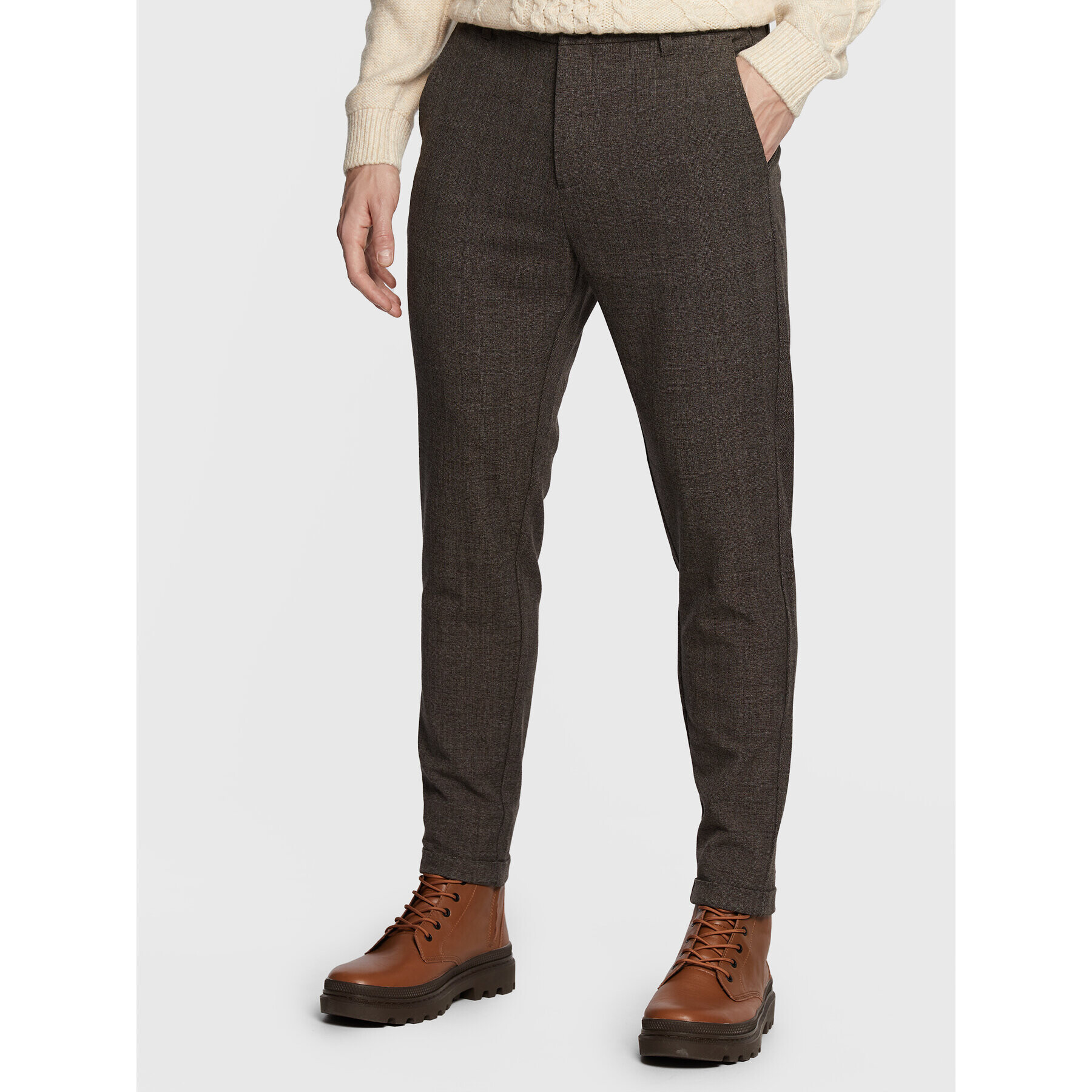 Lindbergh Szövet nadrág 30-005195 Barna Slim Fit - Pepit.hu