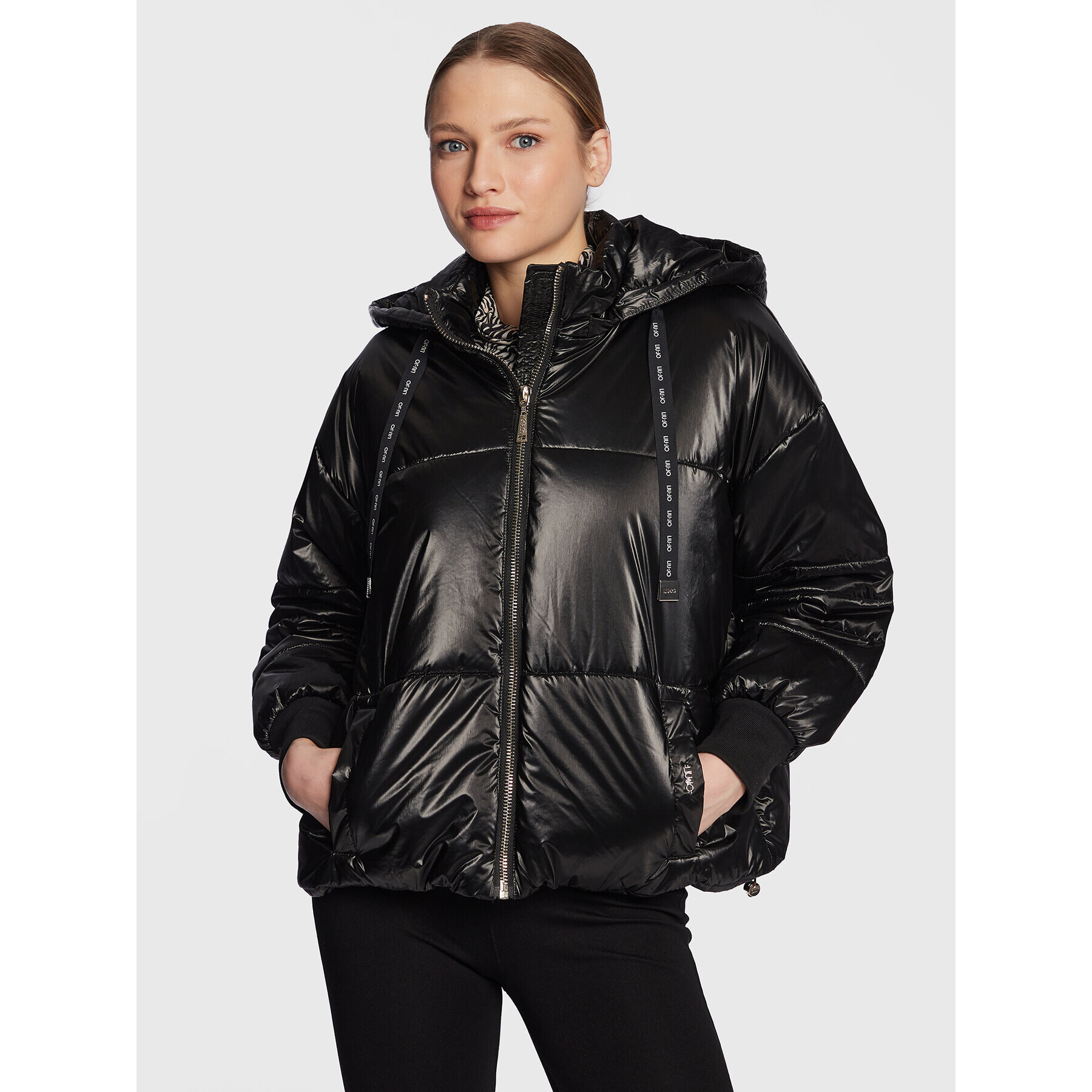 Liu Jo Sport Pehelykabát TF2177 T3148 Fekete Regular Fit - Pepit.hu