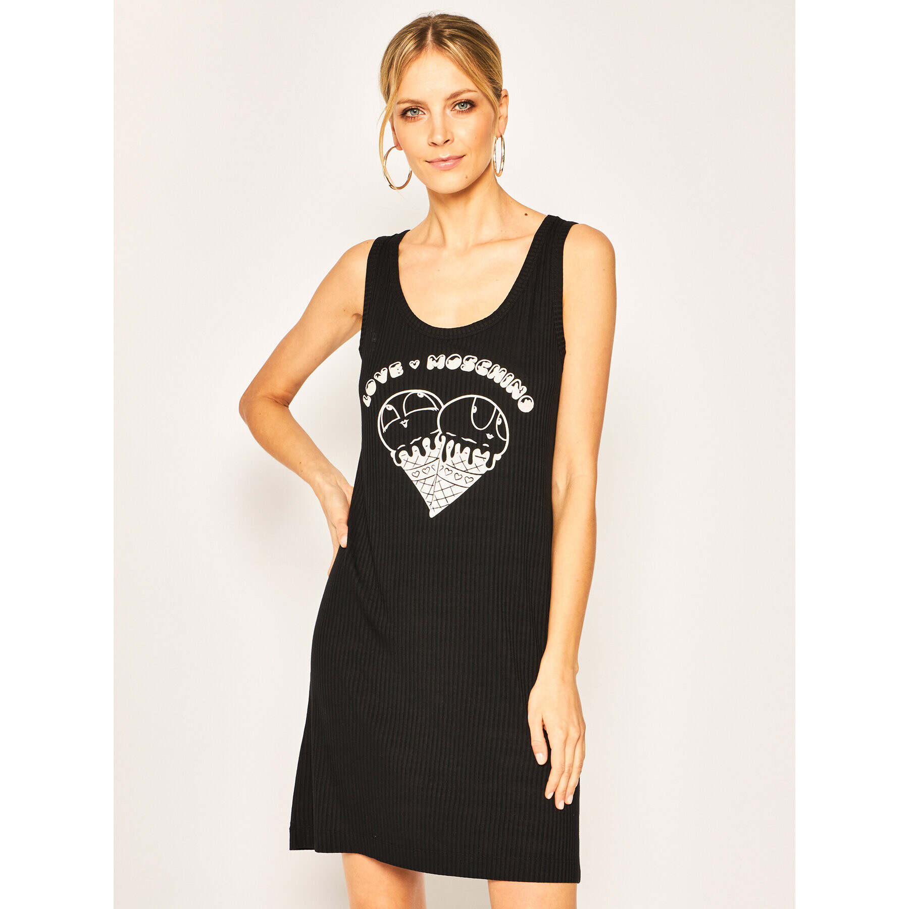 LOVE MOSCHINO Hétköznapi ruha W5A9001E 2151 Fekete Regular Fit - Pepit.hu